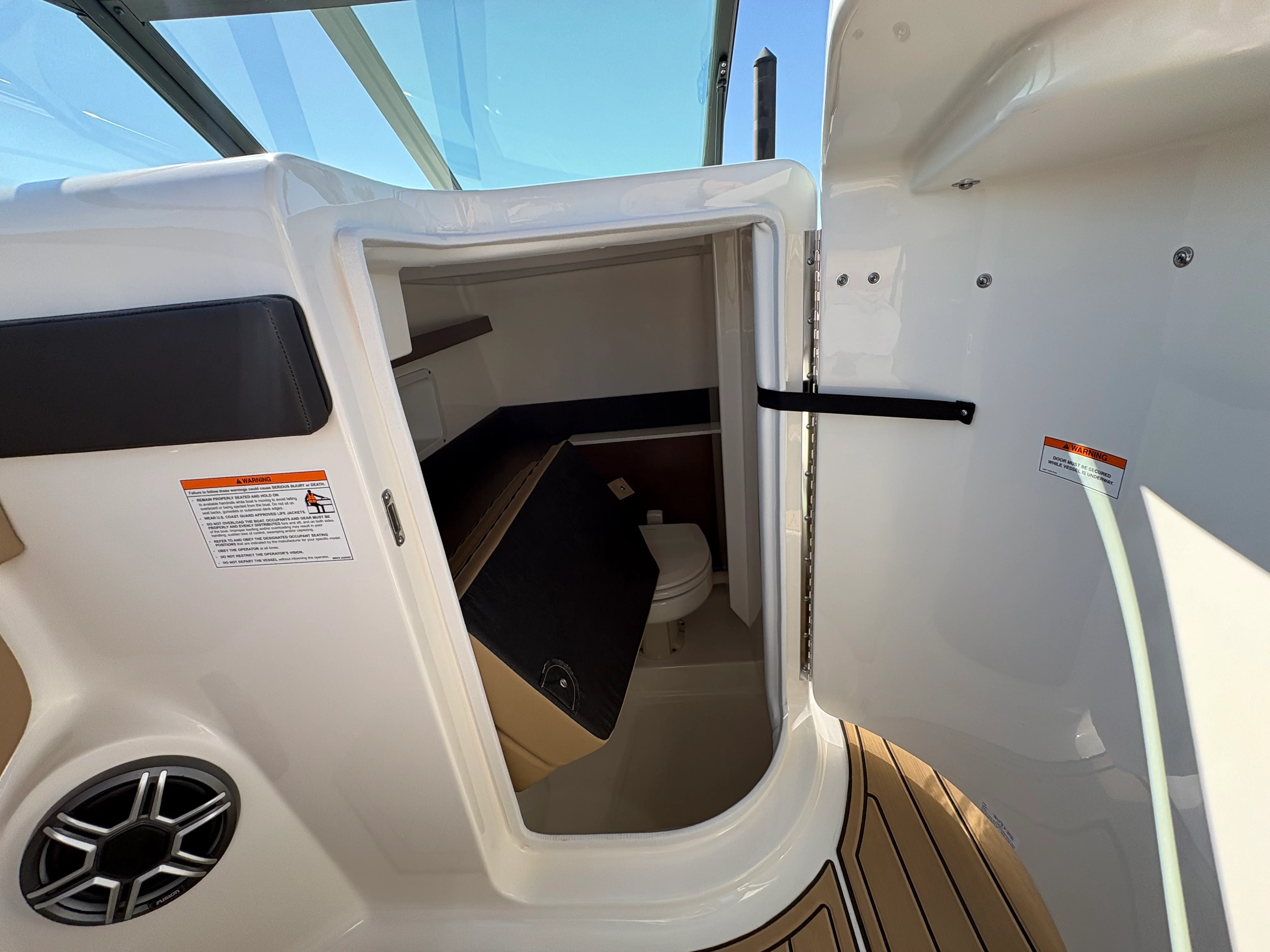 2026 Sea Ray SDX 290 Image Thumbnail #14