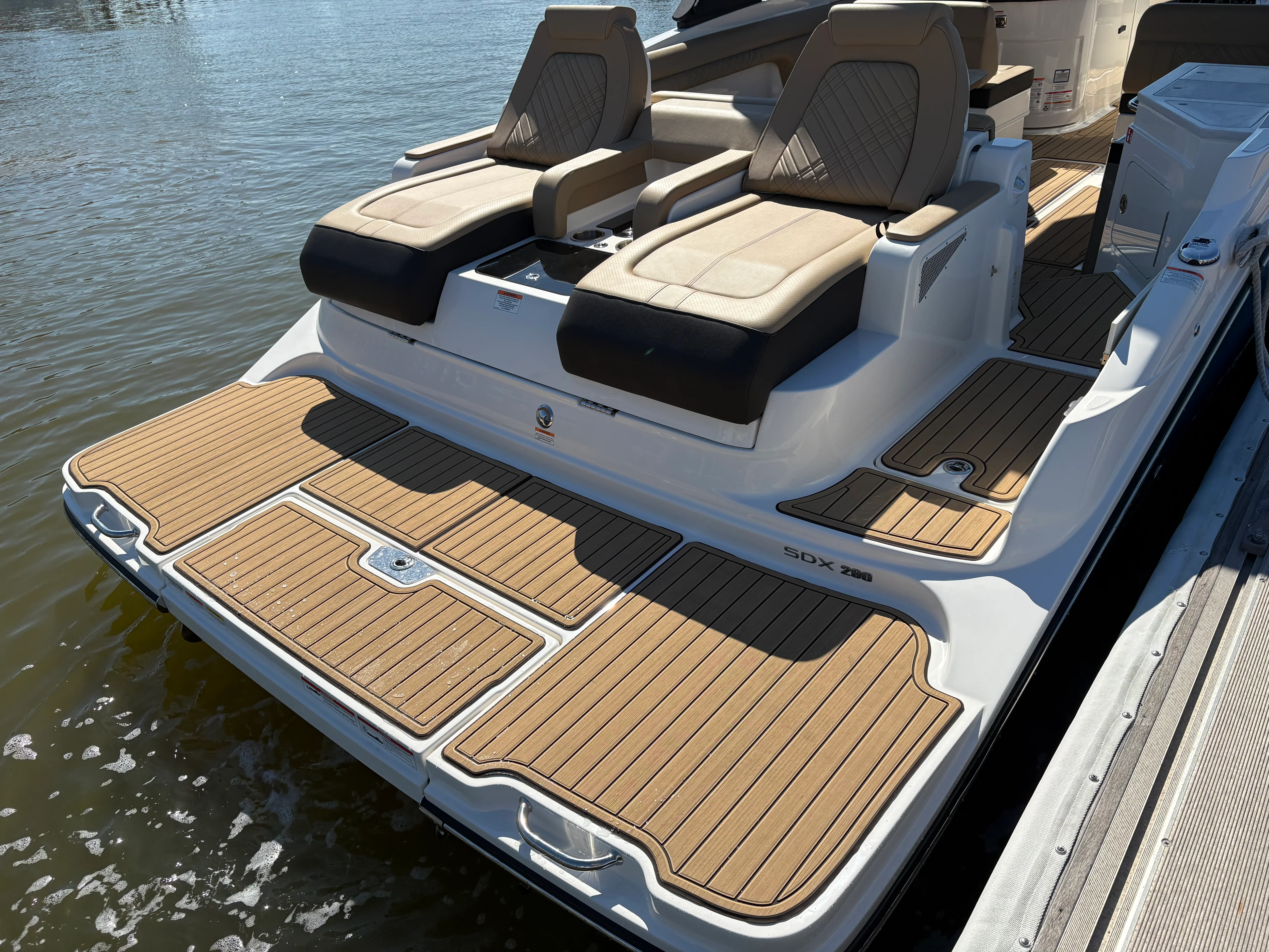 2026 Sea Ray SDX 290 Image Thumbnail #13