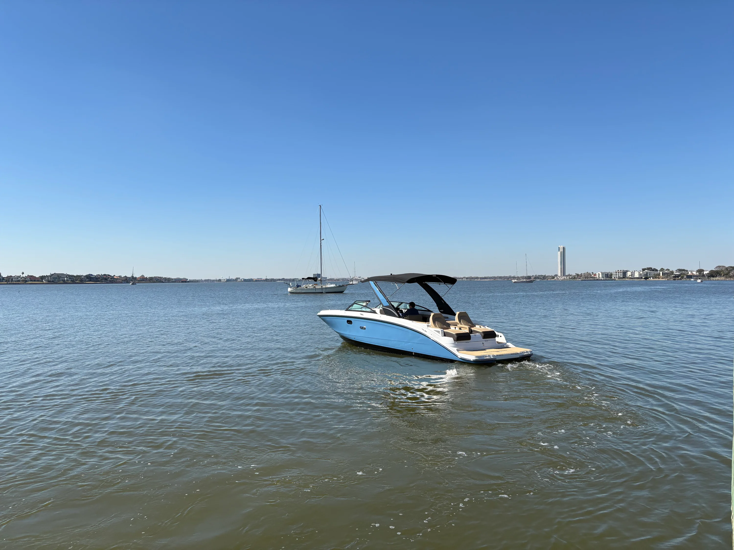 2026 Sea Ray SDX 290 Image Thumbnail #3