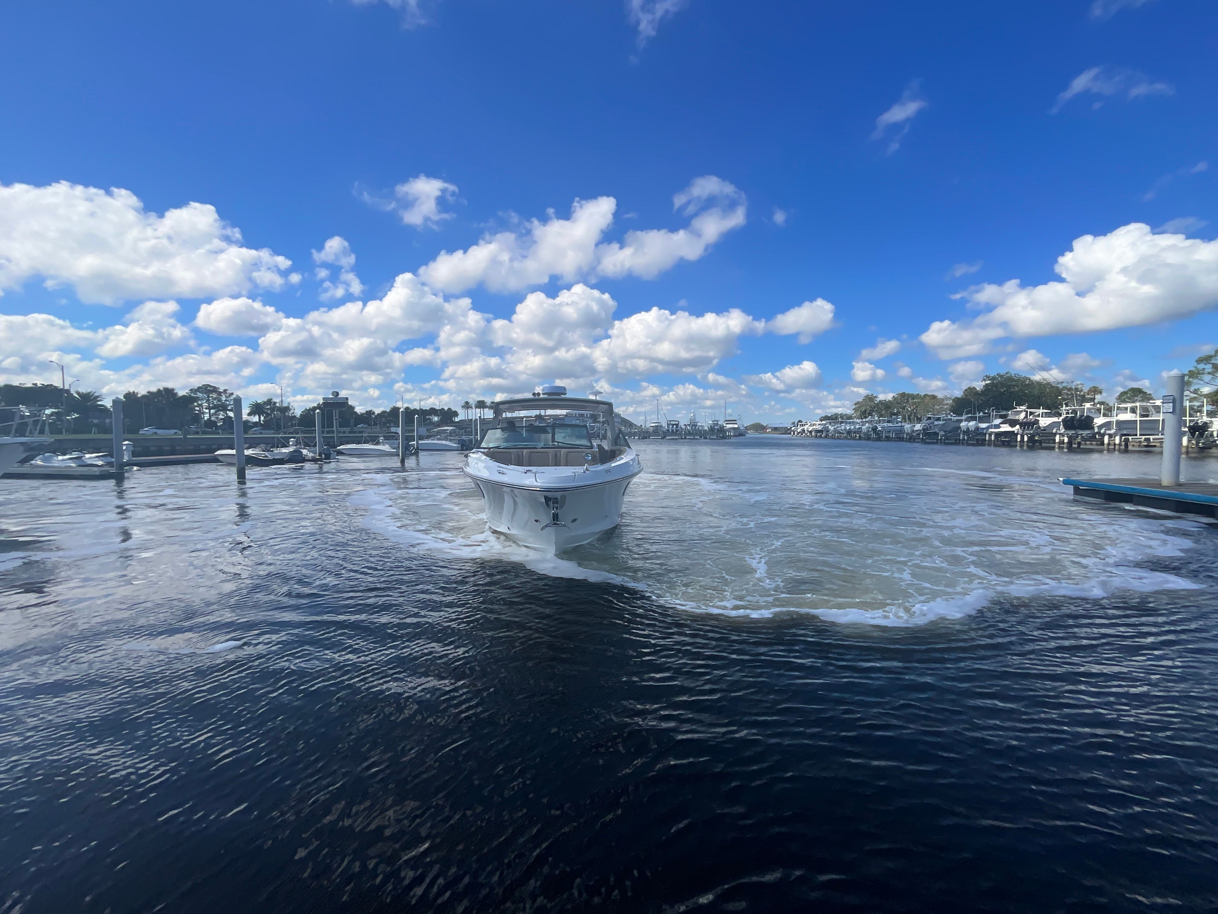 2026 Sea Ray SLX 400 Outboard Image Thumbnail #5