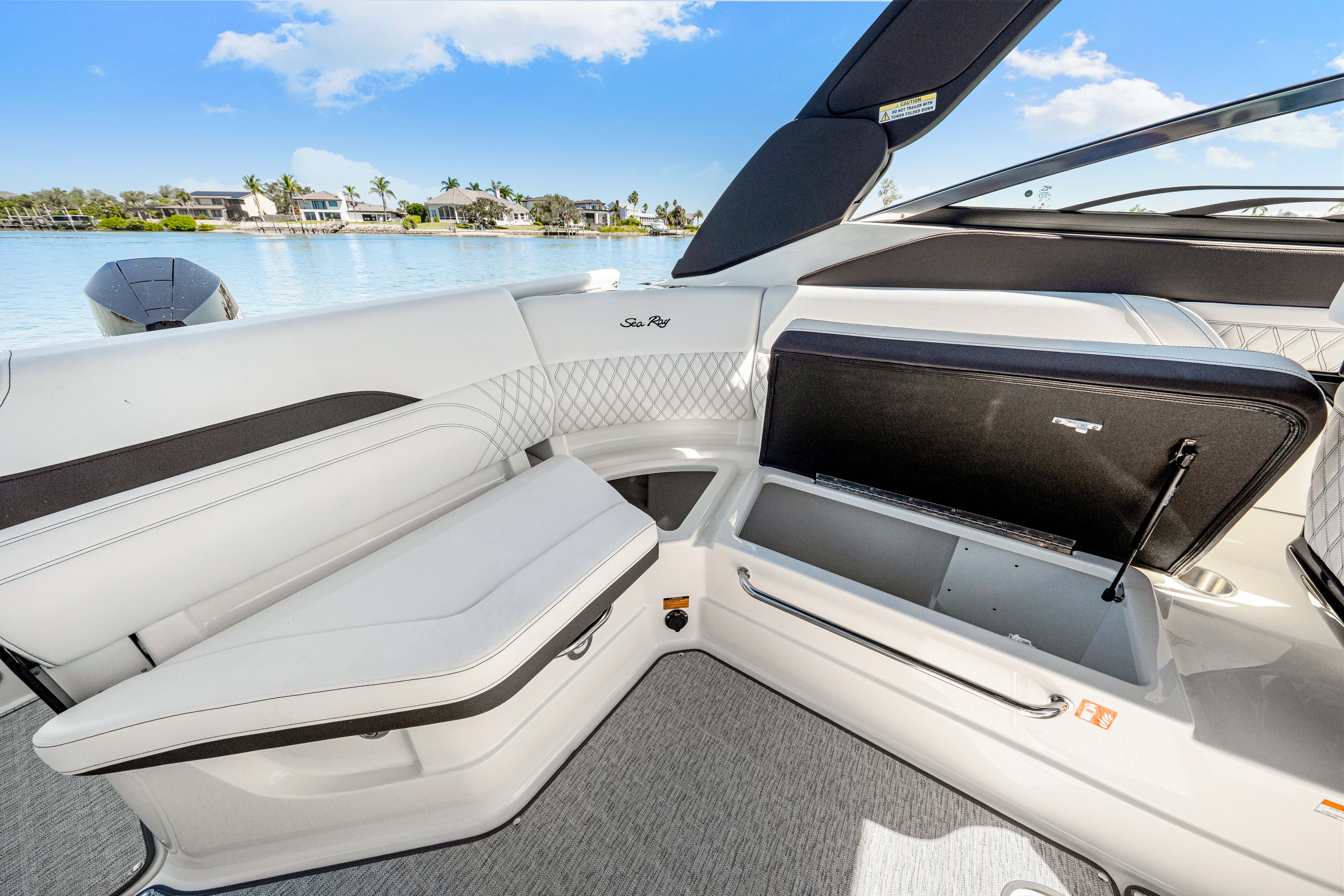 2026 Sea Ray SLX 260 Outboard Image Thumbnail #35