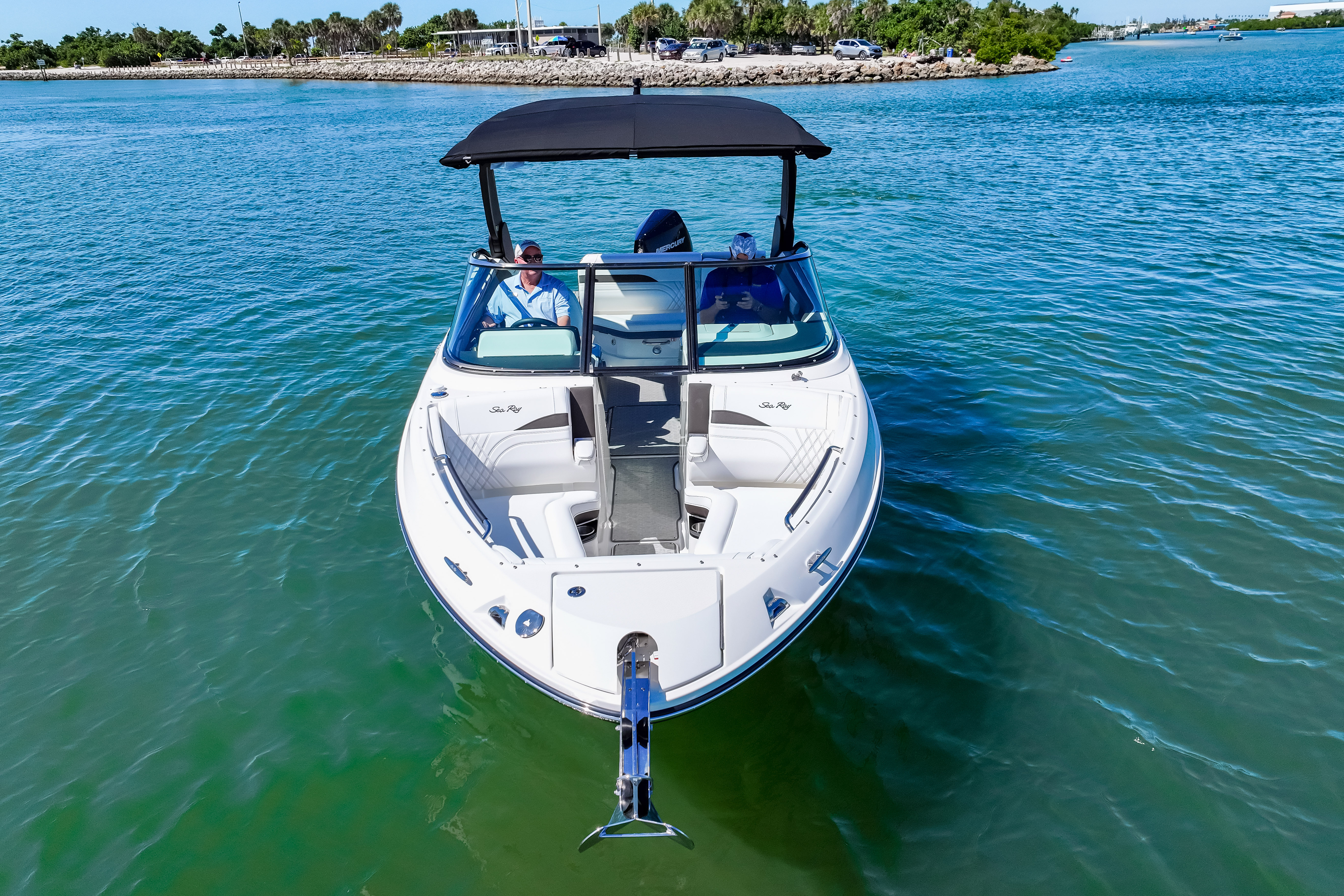 2026 Sea Ray SLX 260 Outboard Image Thumbnail #10