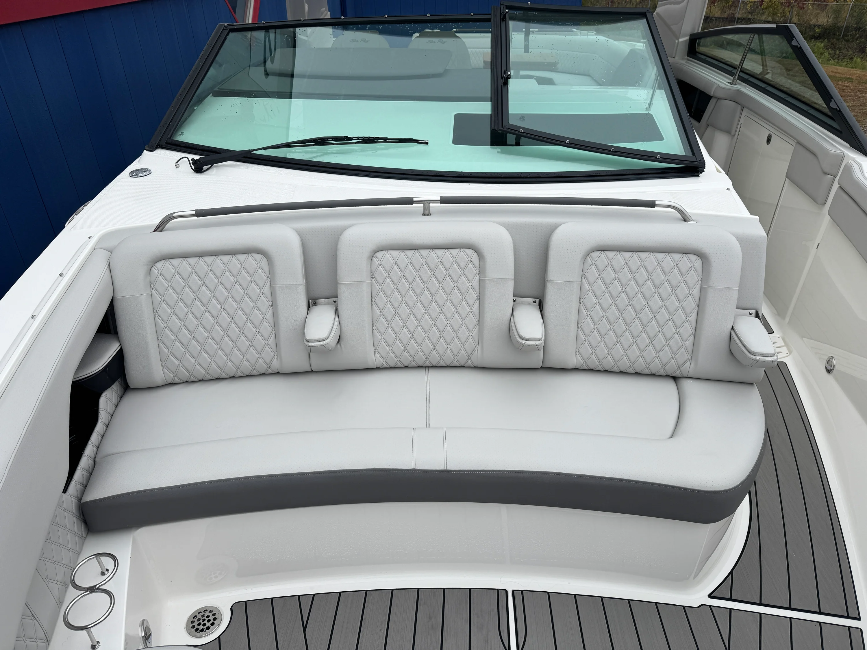 2026 Sea Ray SLX 400 Image Thumbnail #57