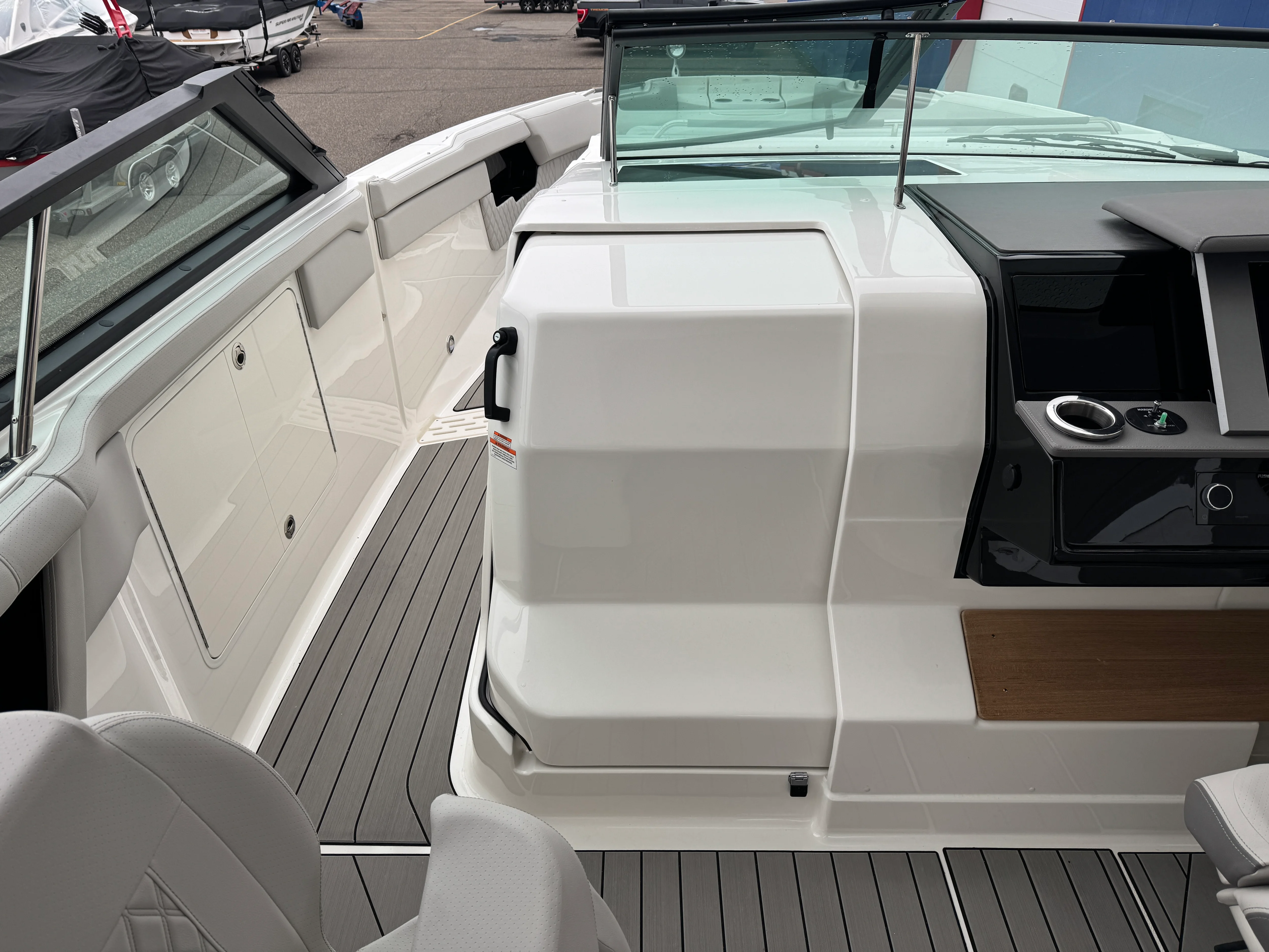 2026 Sea Ray SLX 400 Image Thumbnail #35