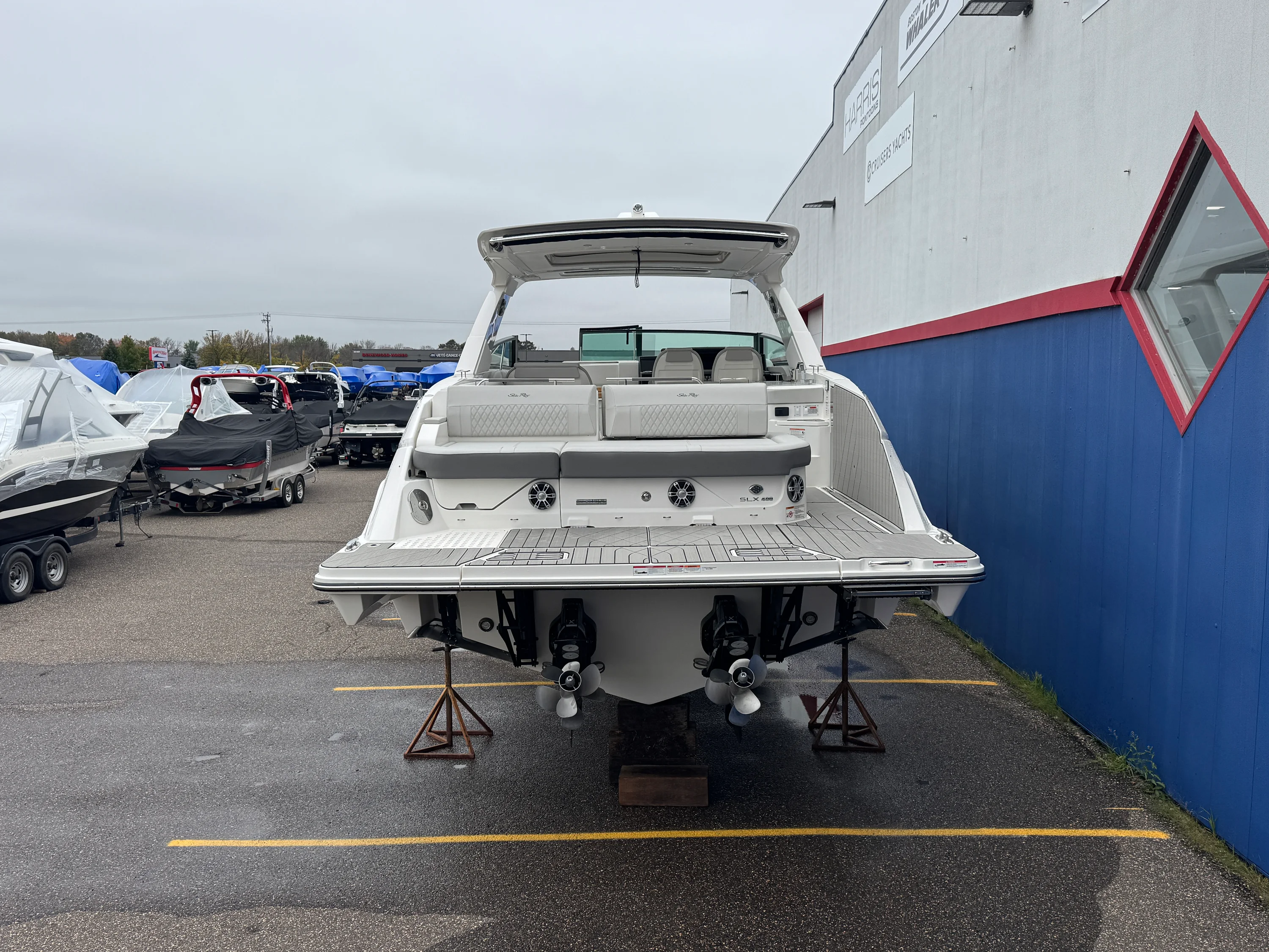 2026 Sea Ray SLX 400 Image Thumbnail #4