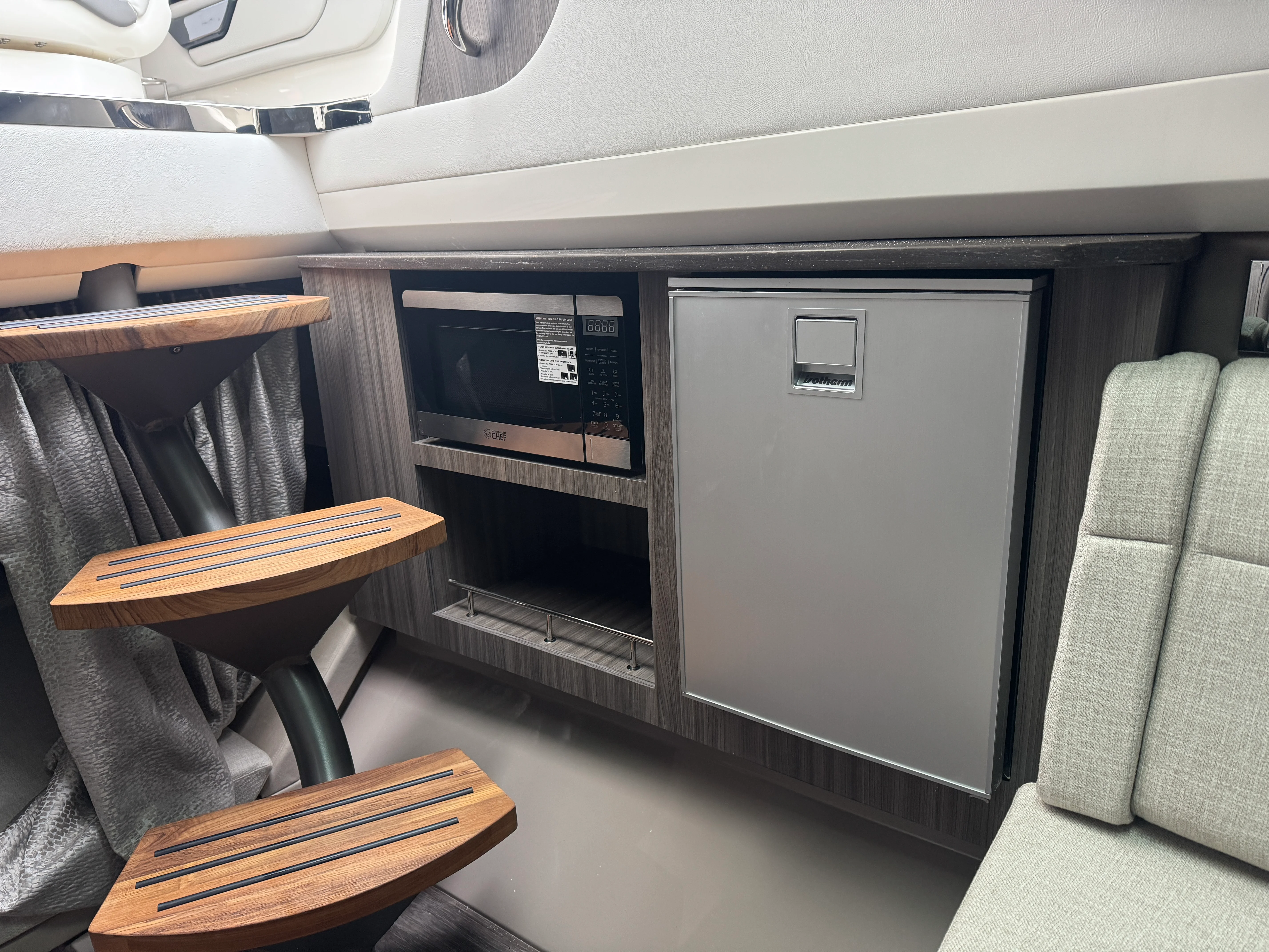 2026 Sea Ray SLX 400 Image Thumbnail #41