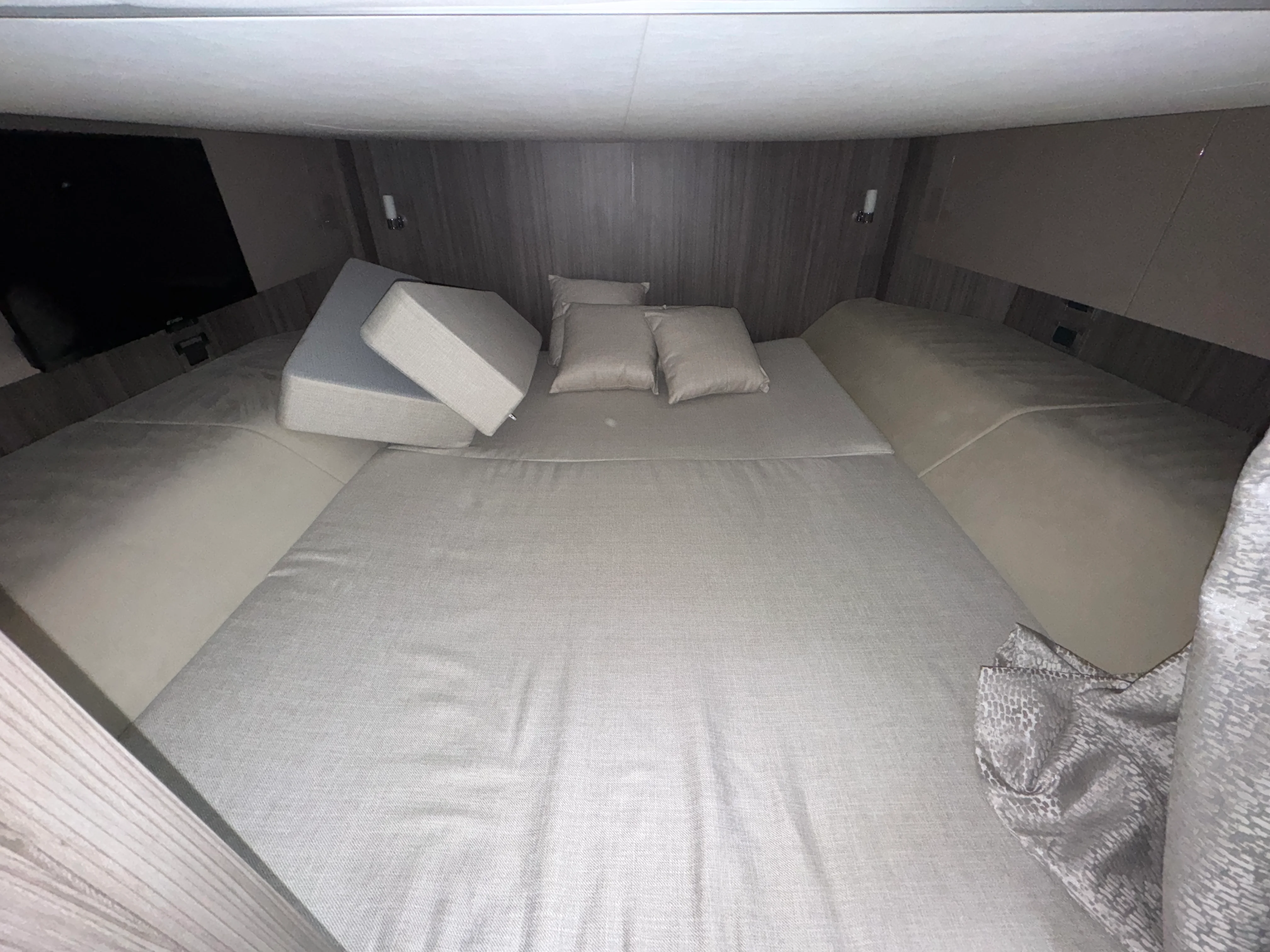 2026 Sea Ray SLX 400 Image Thumbnail #47