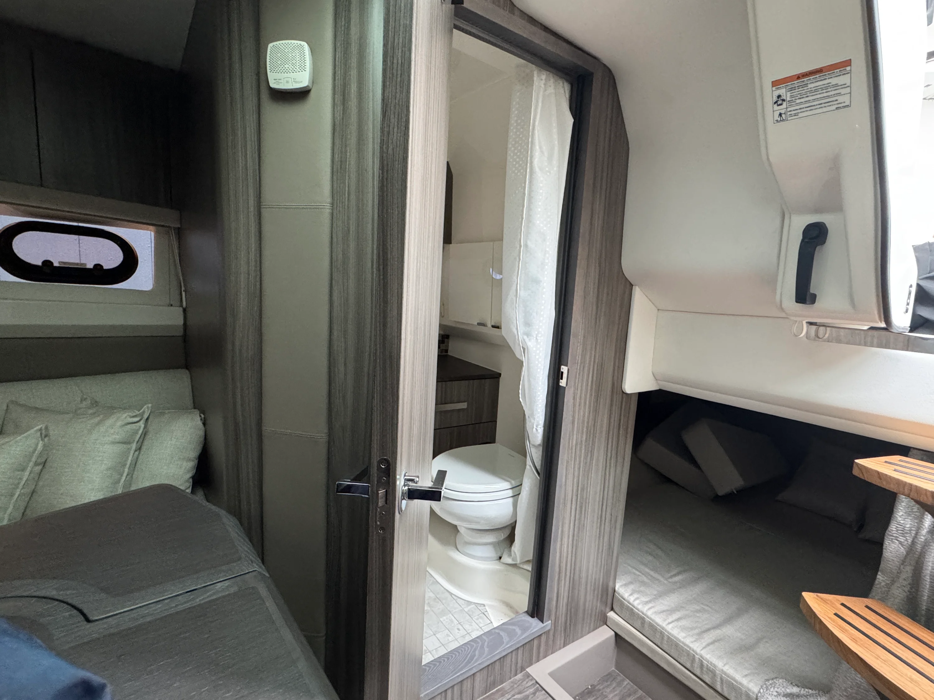 2026 Sea Ray SLX 400 Image Thumbnail #43