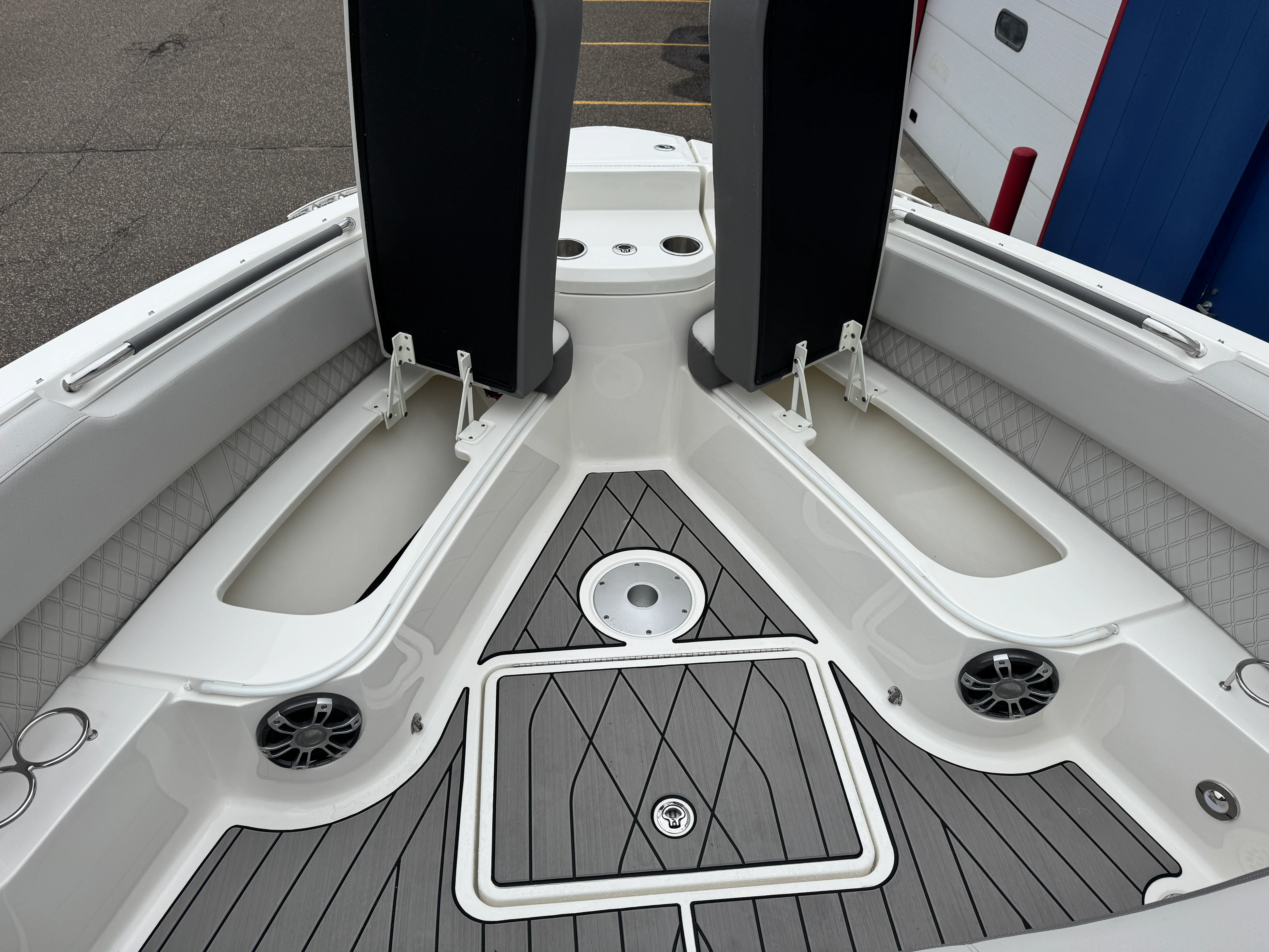 2026 Sea Ray SLX 400 Image Thumbnail #54