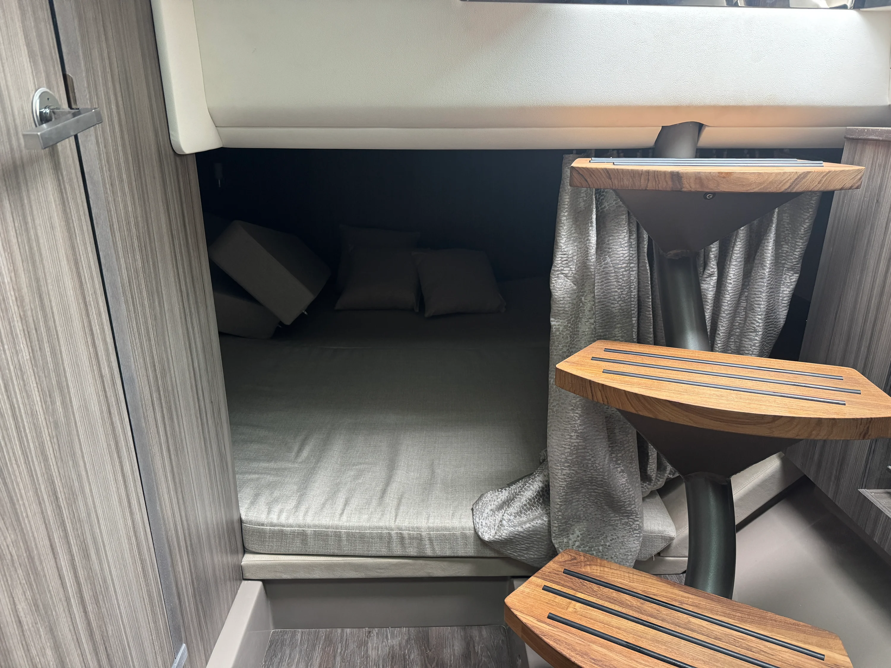 2026 Sea Ray SLX 400 Image Thumbnail #46