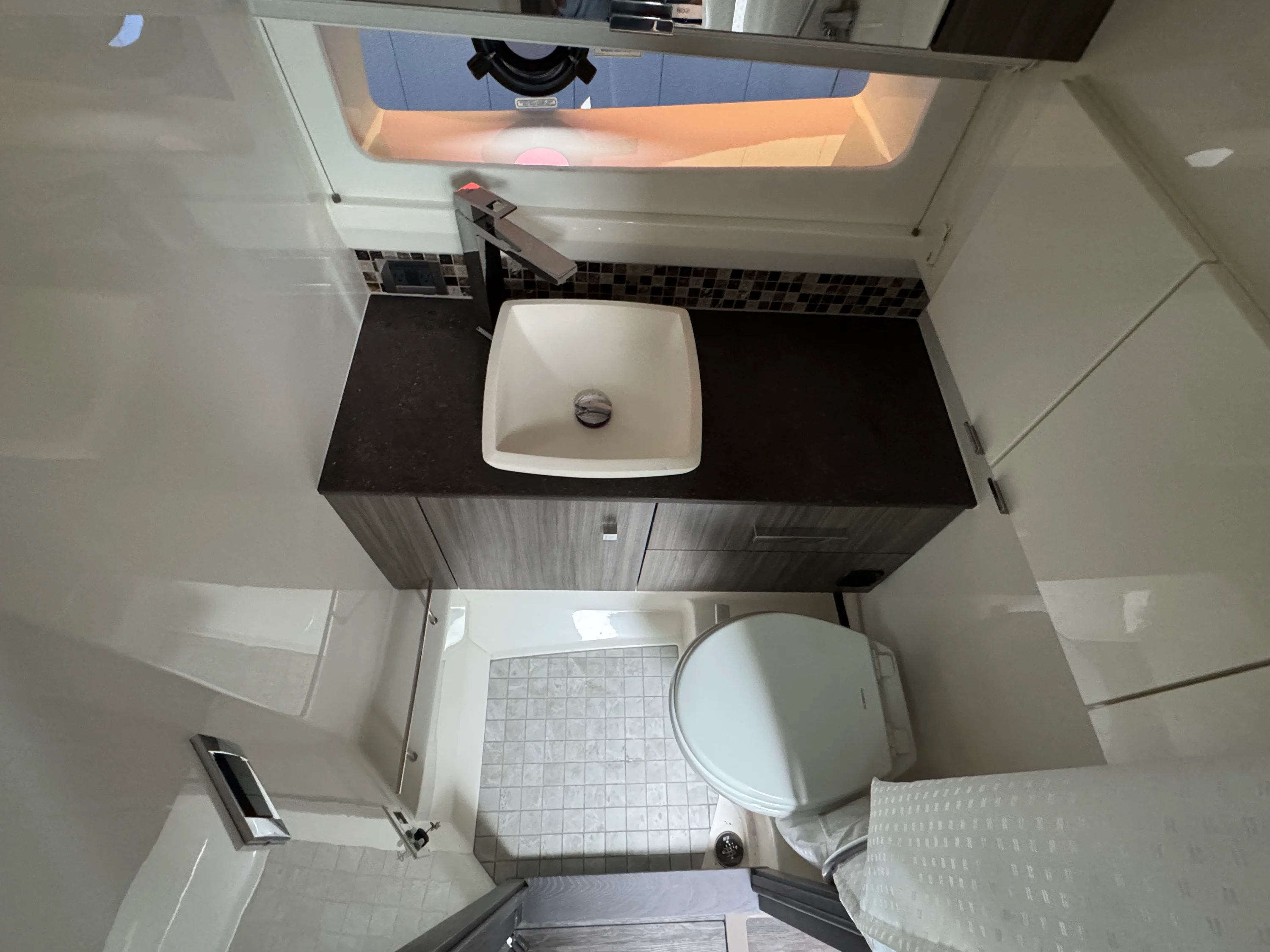 2026 Sea Ray SLX 400 Image Thumbnail #44