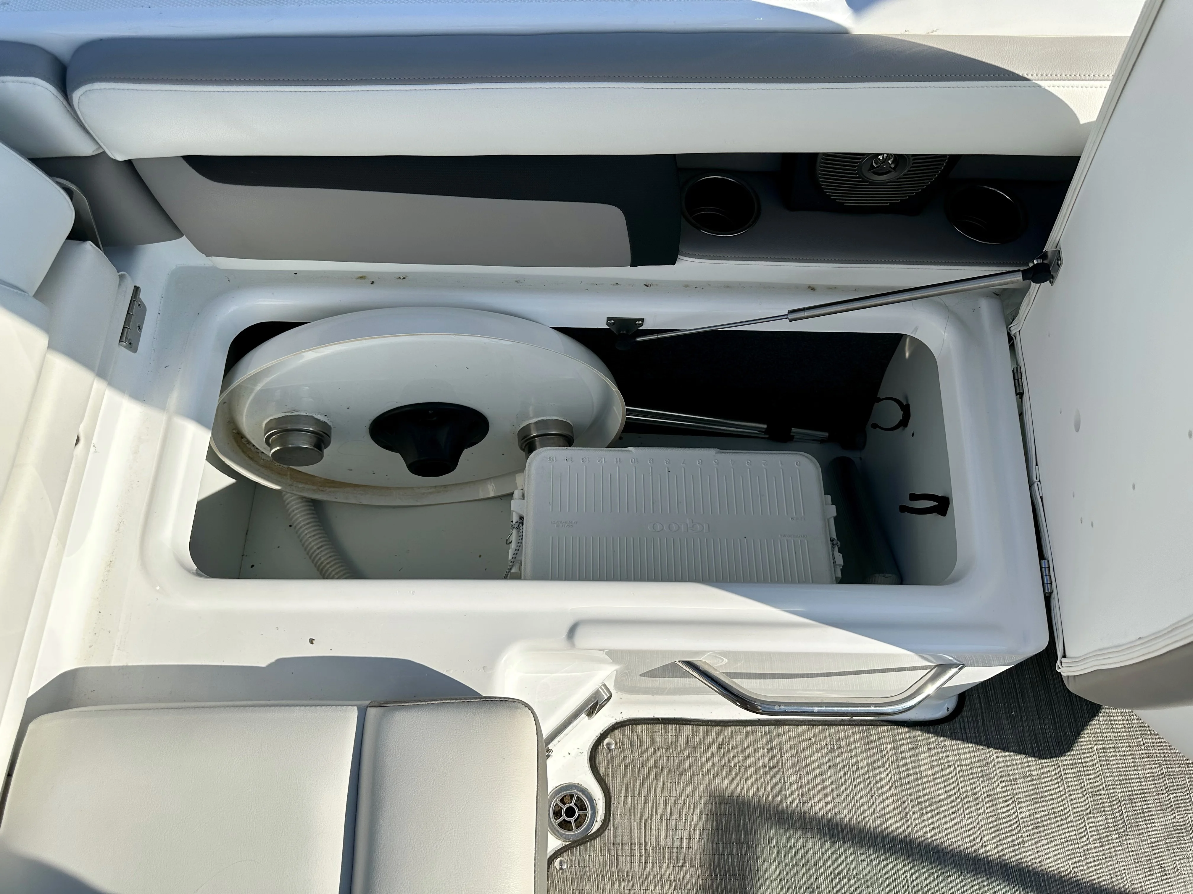 2021 Four Winns HD3 Image Thumbnail #49