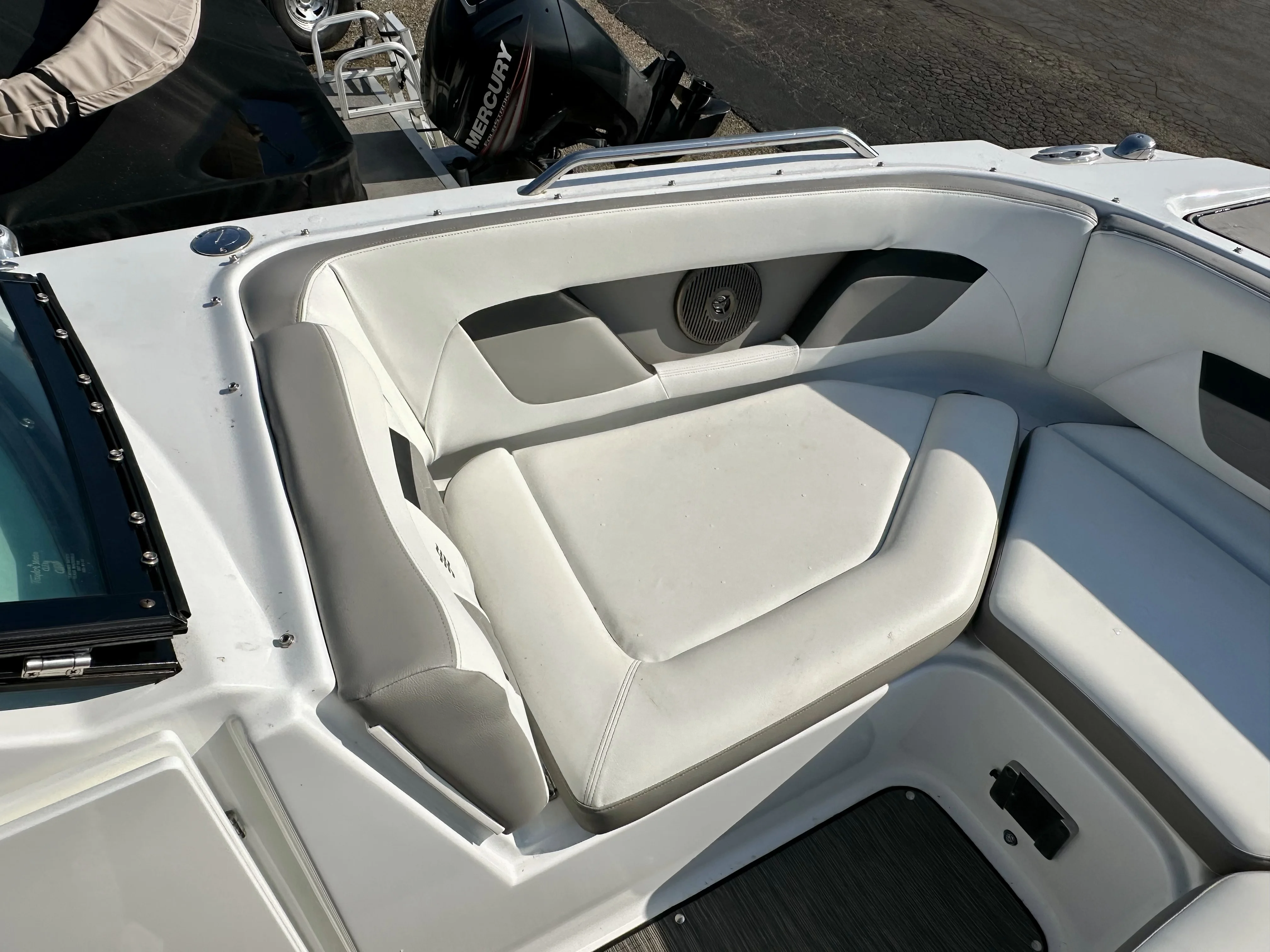 2021 Four Winns HD3 Image Thumbnail #37