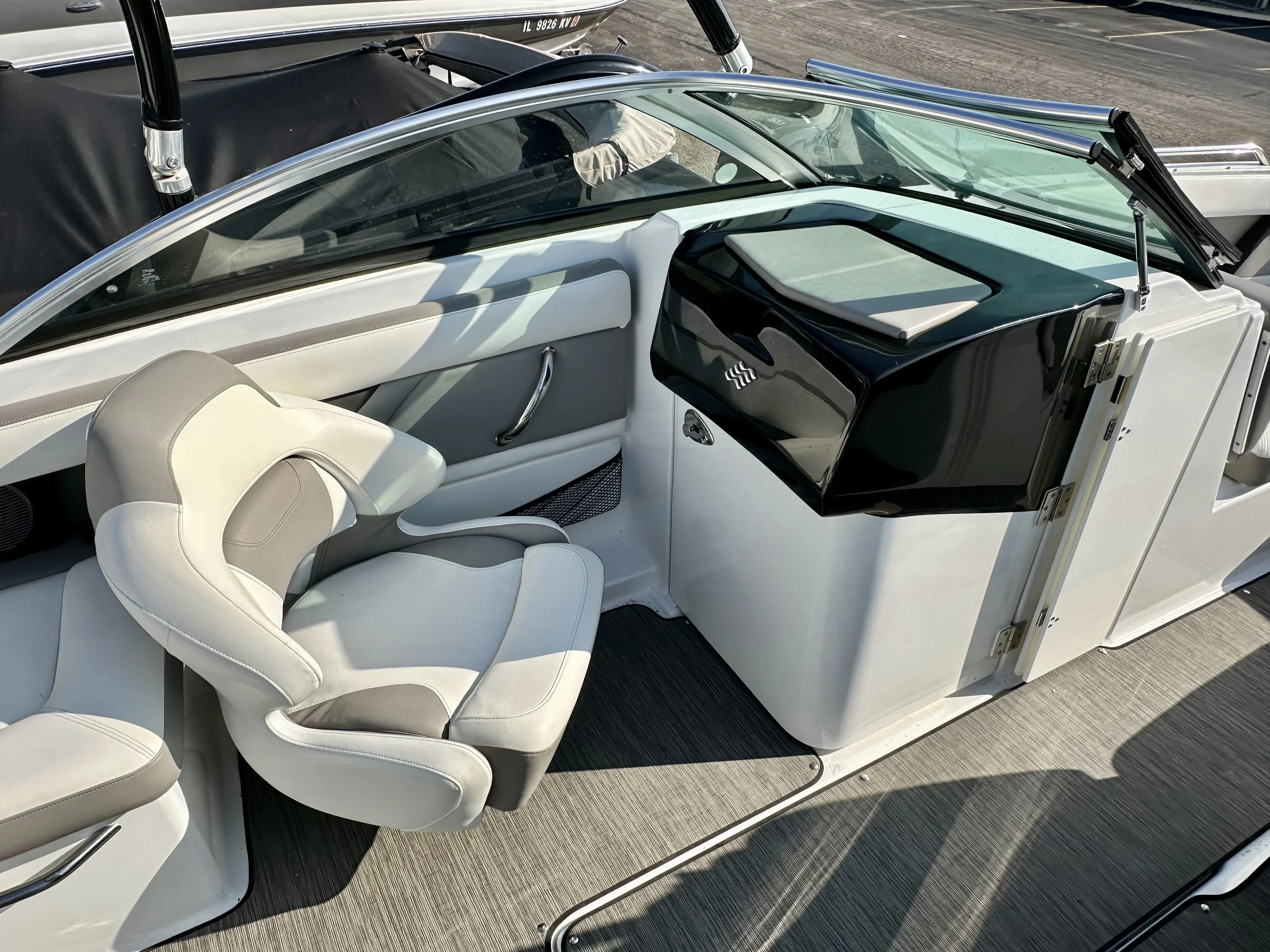 2021 Four Winns HD3 Image Thumbnail #34