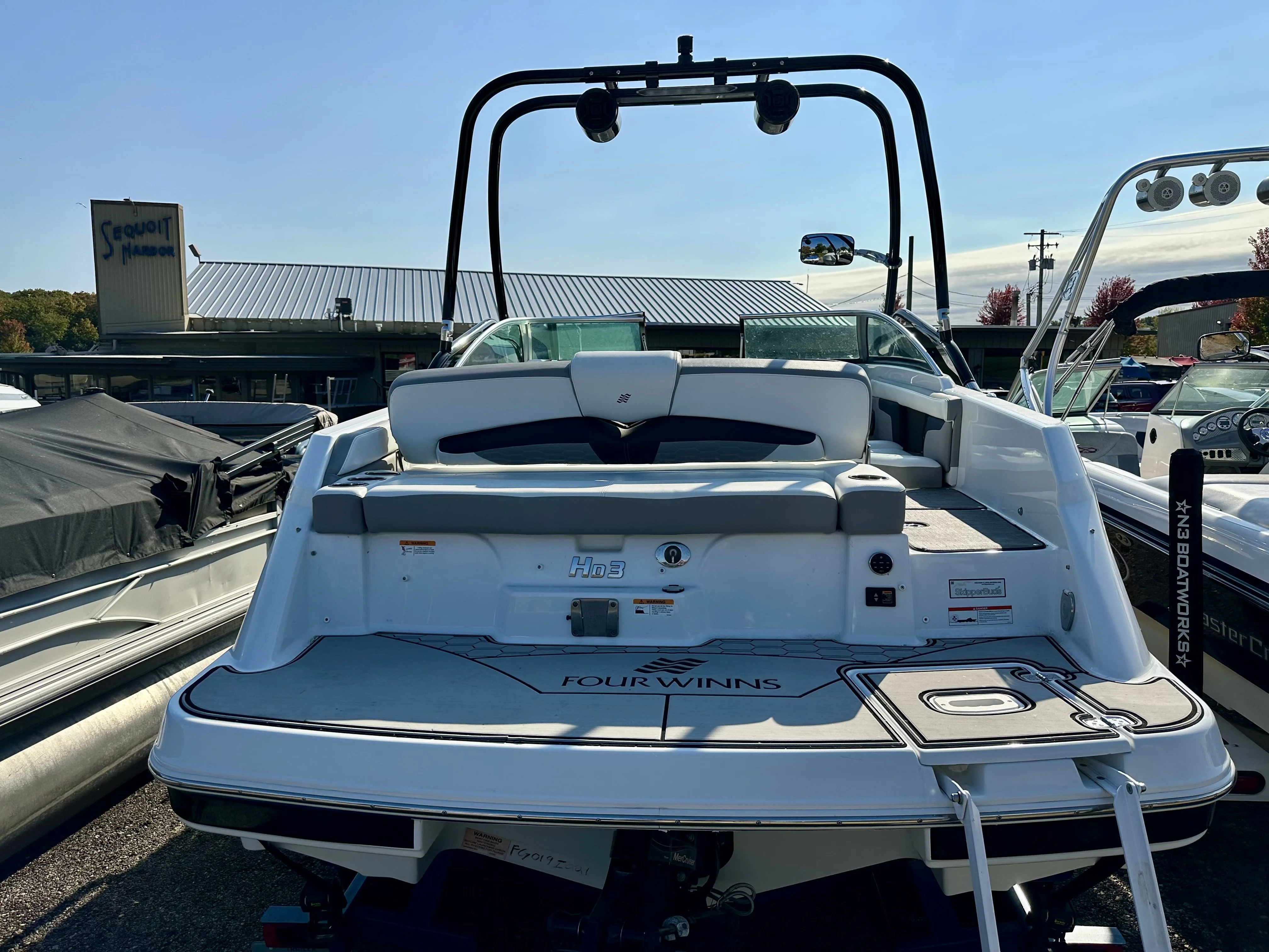 2021 Four Winns HD3 Image Thumbnail #9