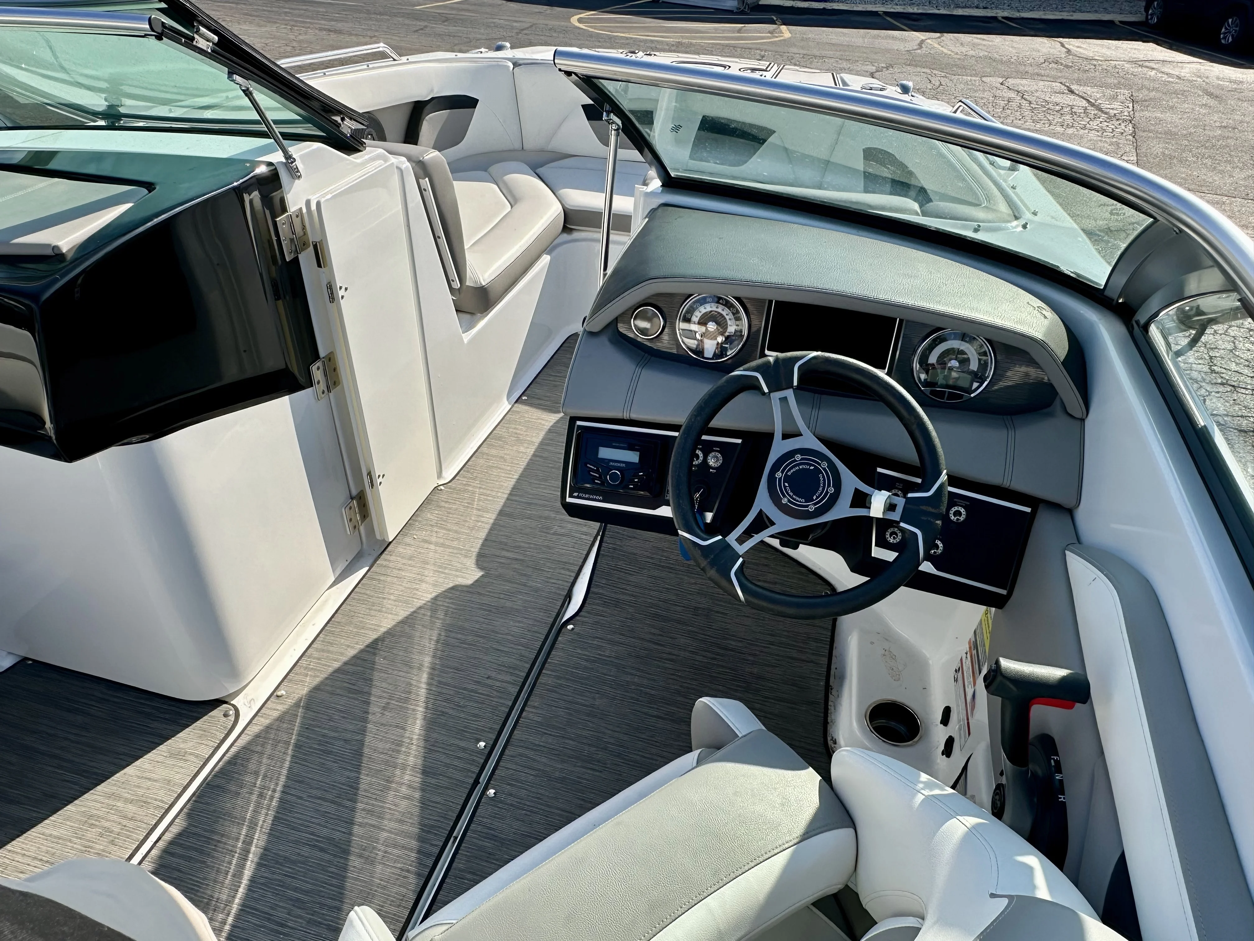 2021 Four Winns HD3 Image Thumbnail #33