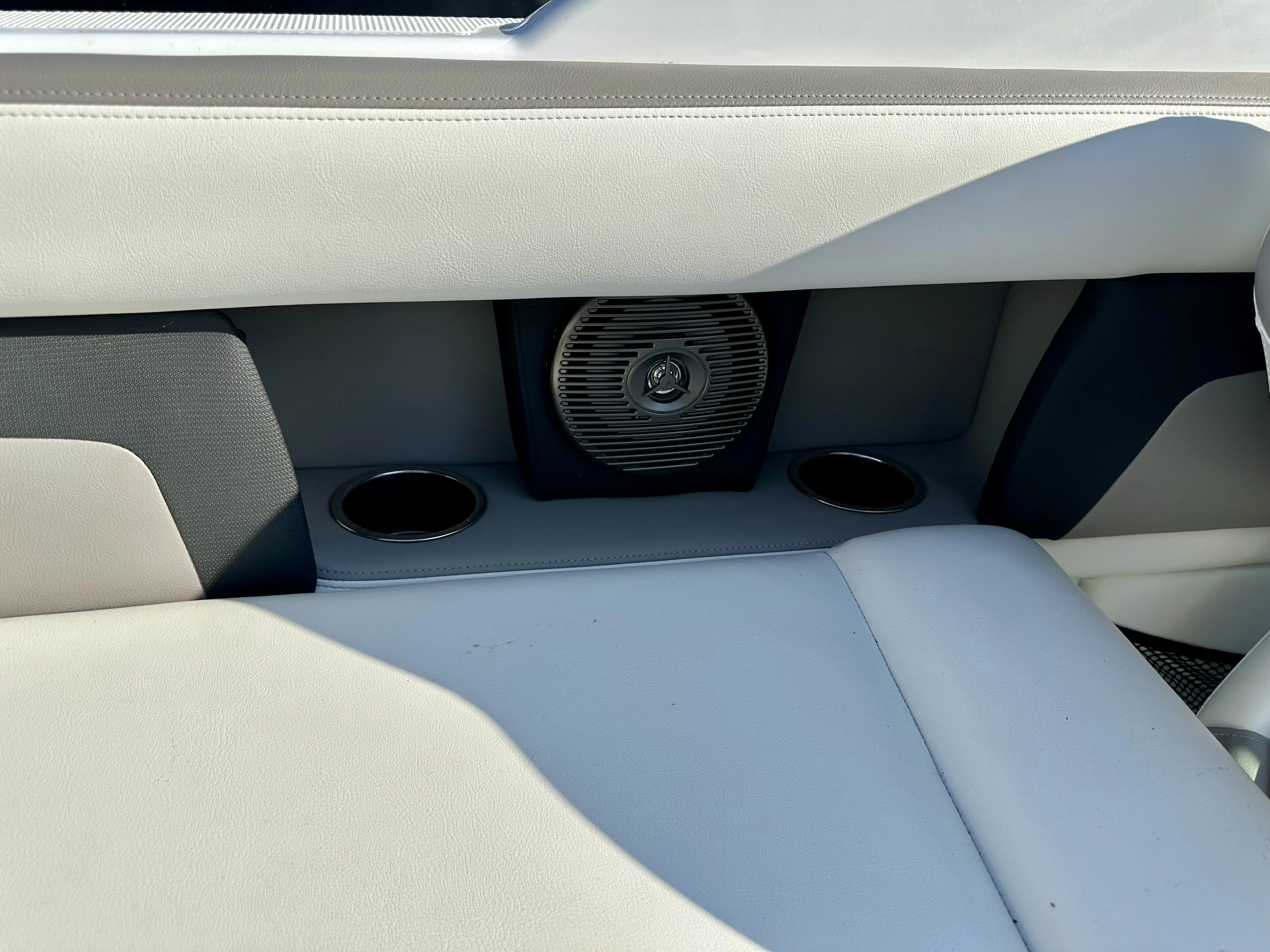 2021 Four Winns HD3 Image Thumbnail #47