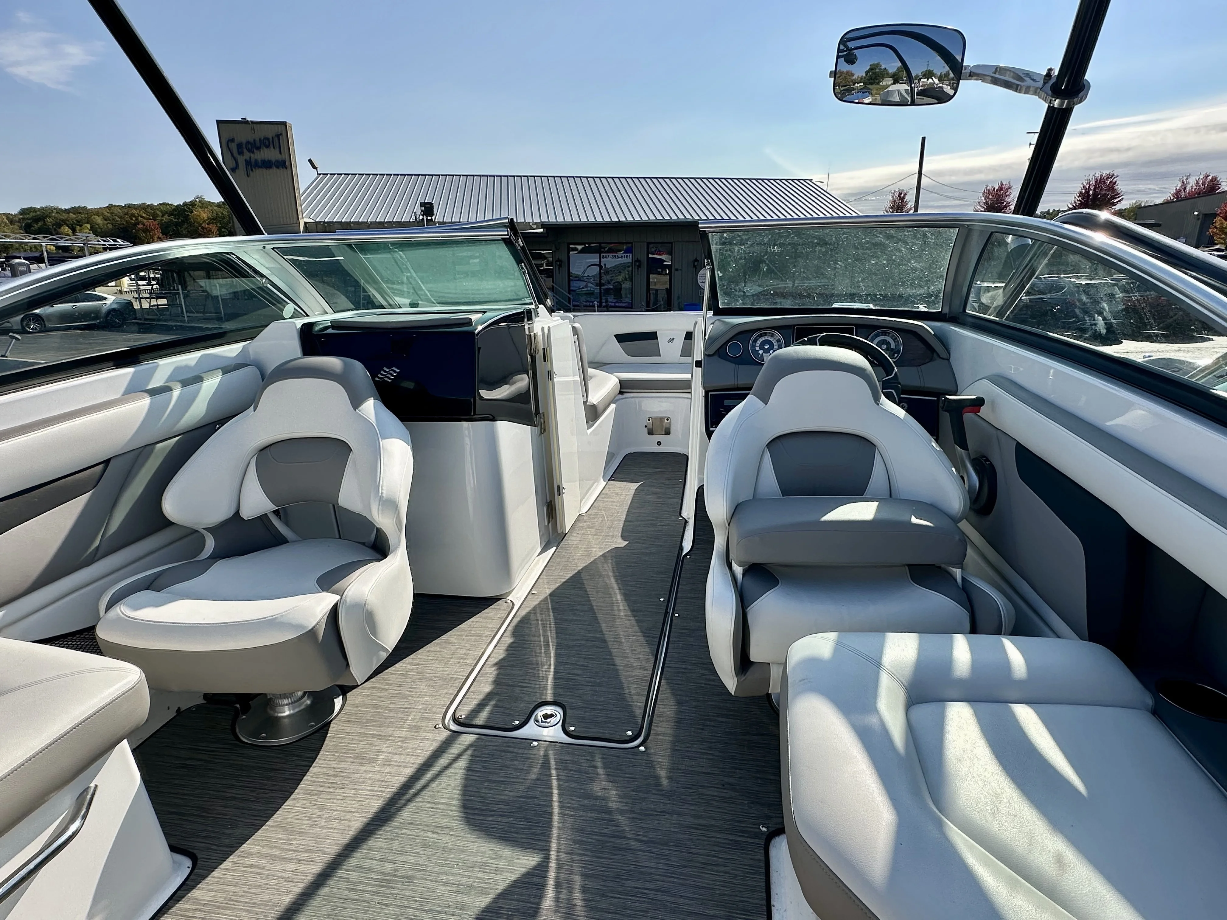 2021 Four Winns HD3 Image Thumbnail #21