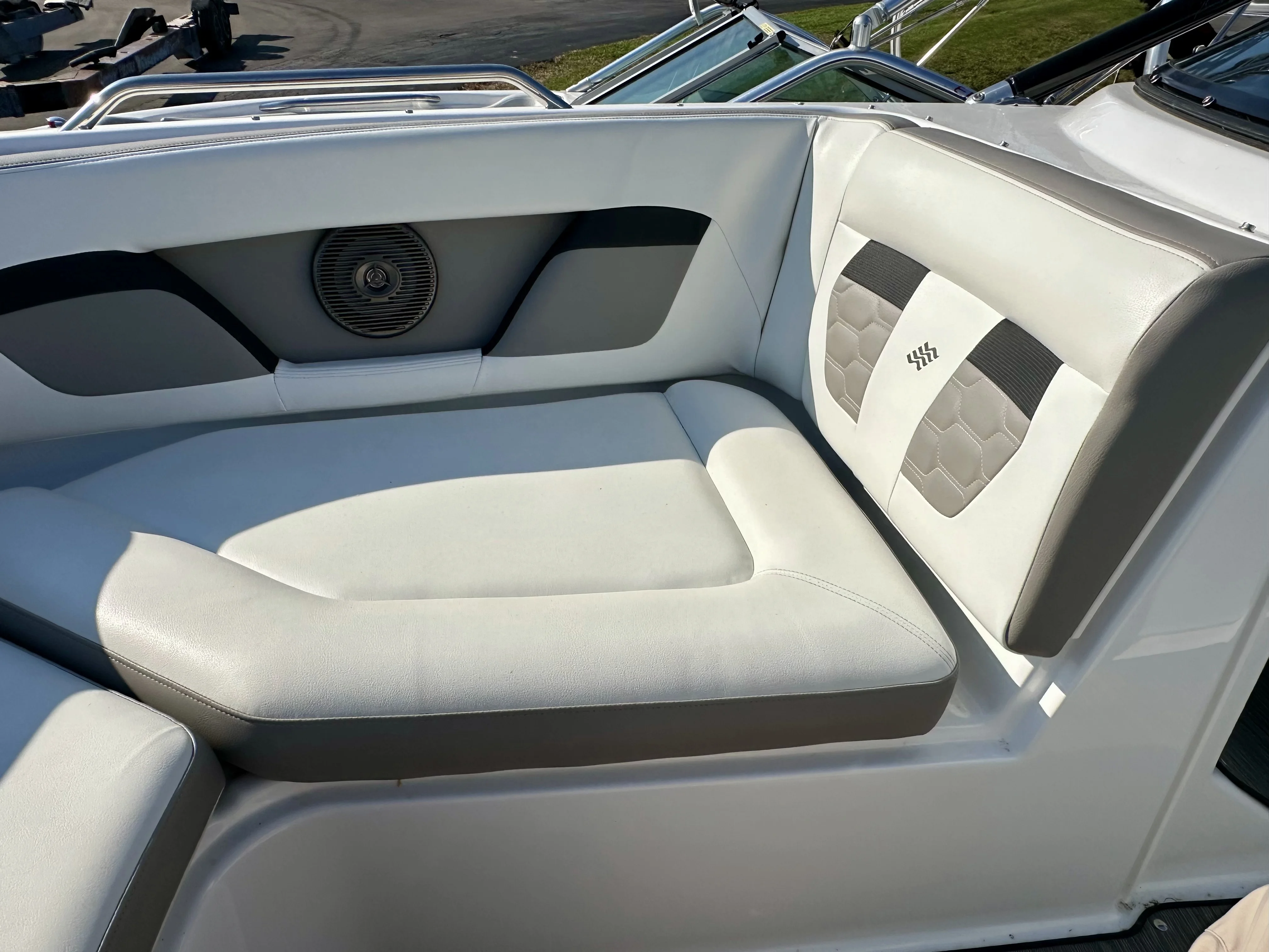 2021 Four Winns HD3 Image Thumbnail #42