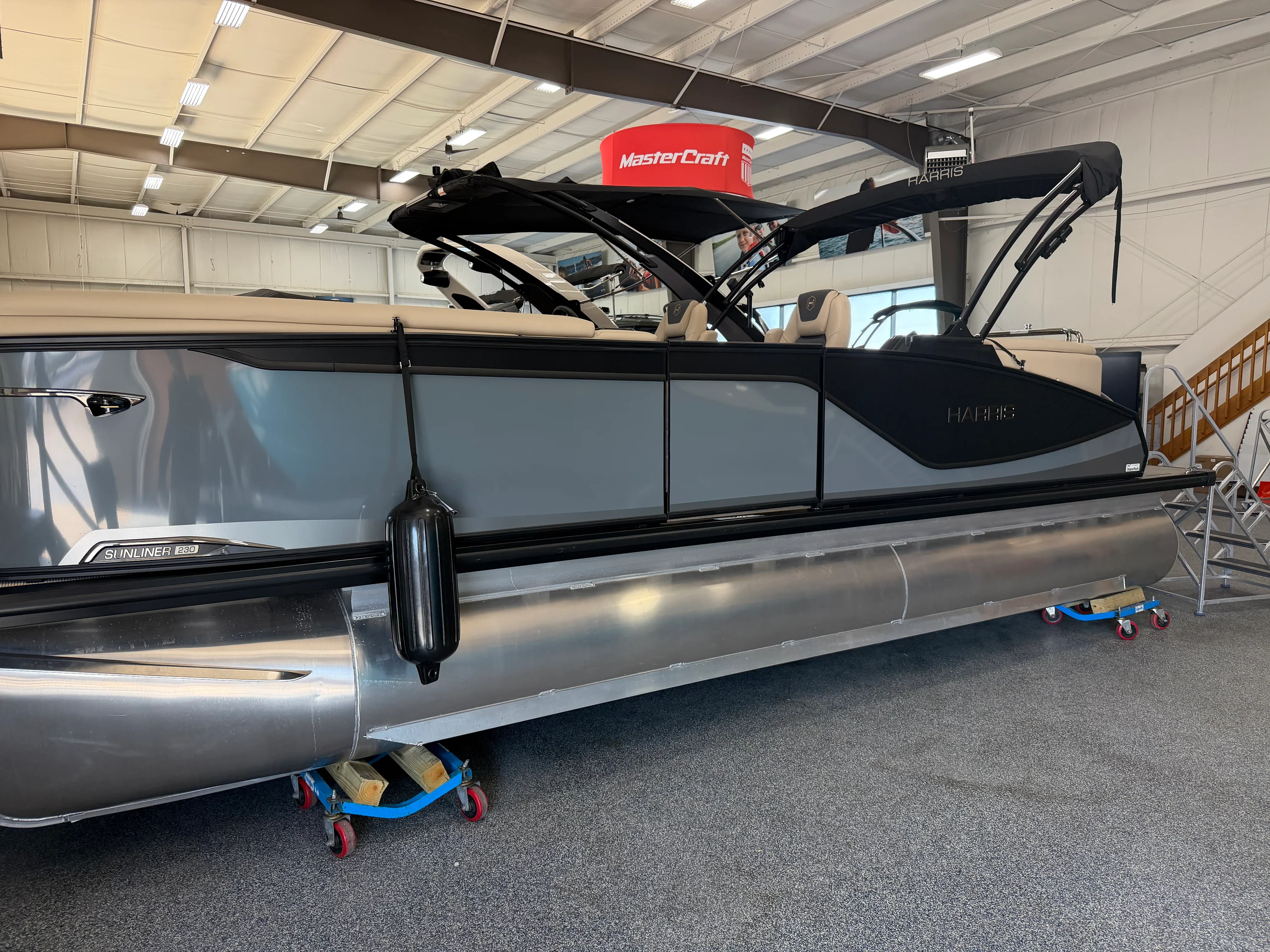 2026 Harris Sunliner 230 Image Thumbnail #0