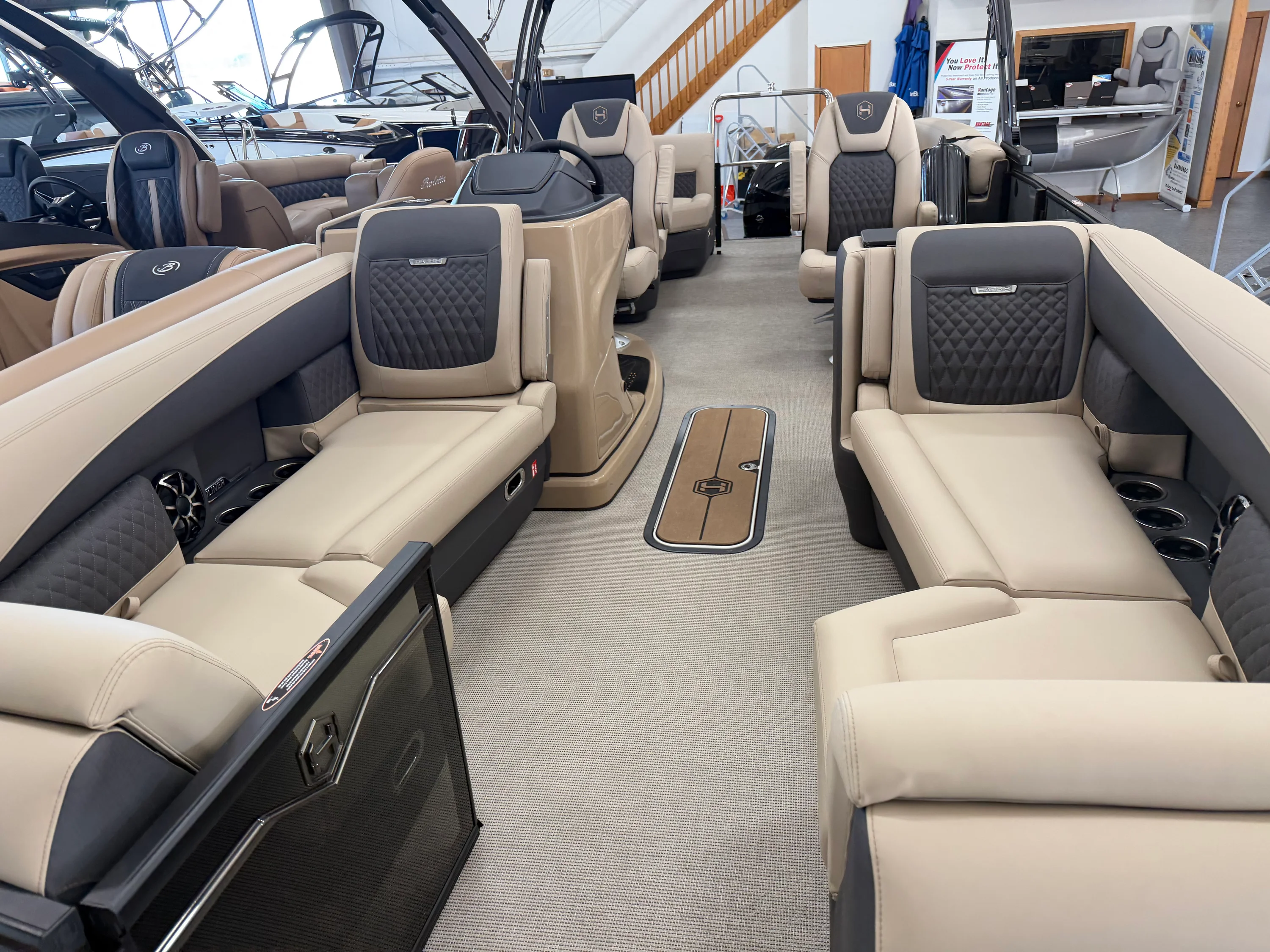2026 Harris Sunliner 230 Image Thumbnail #1