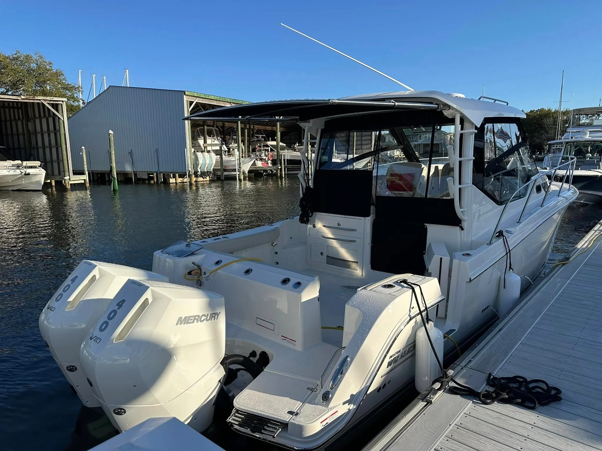 2025 Boston Whaler 325 CONQUEST Image Thumbnail #2