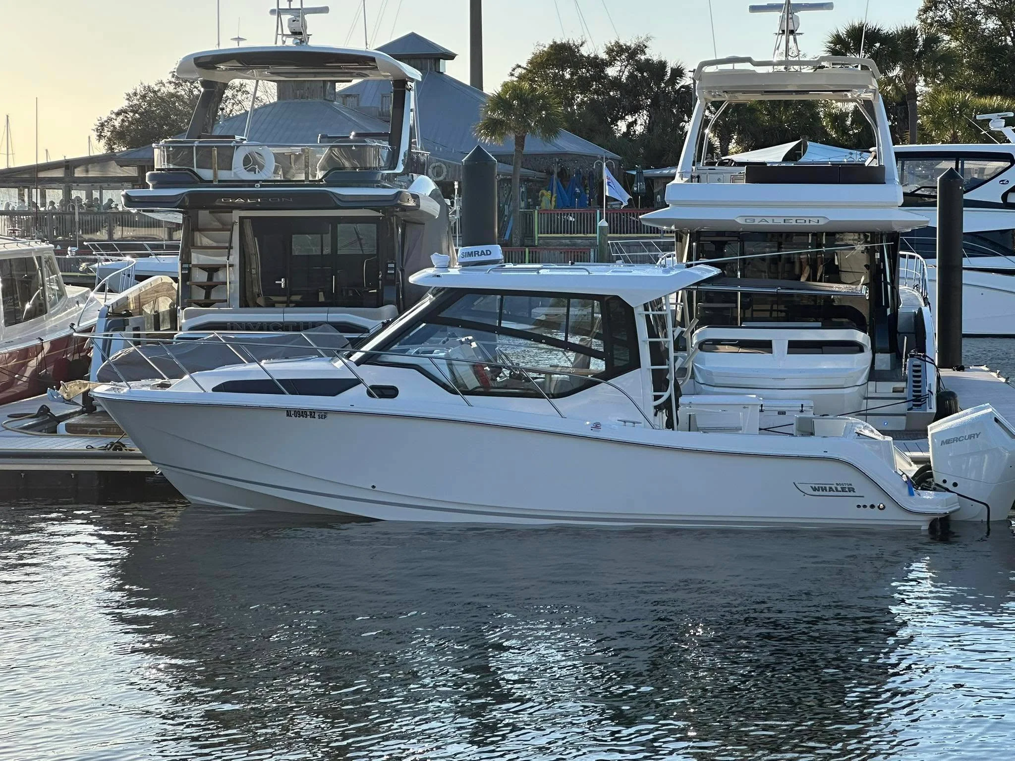 2025 Boston Whaler 325 CONQUEST Image Thumbnail #0