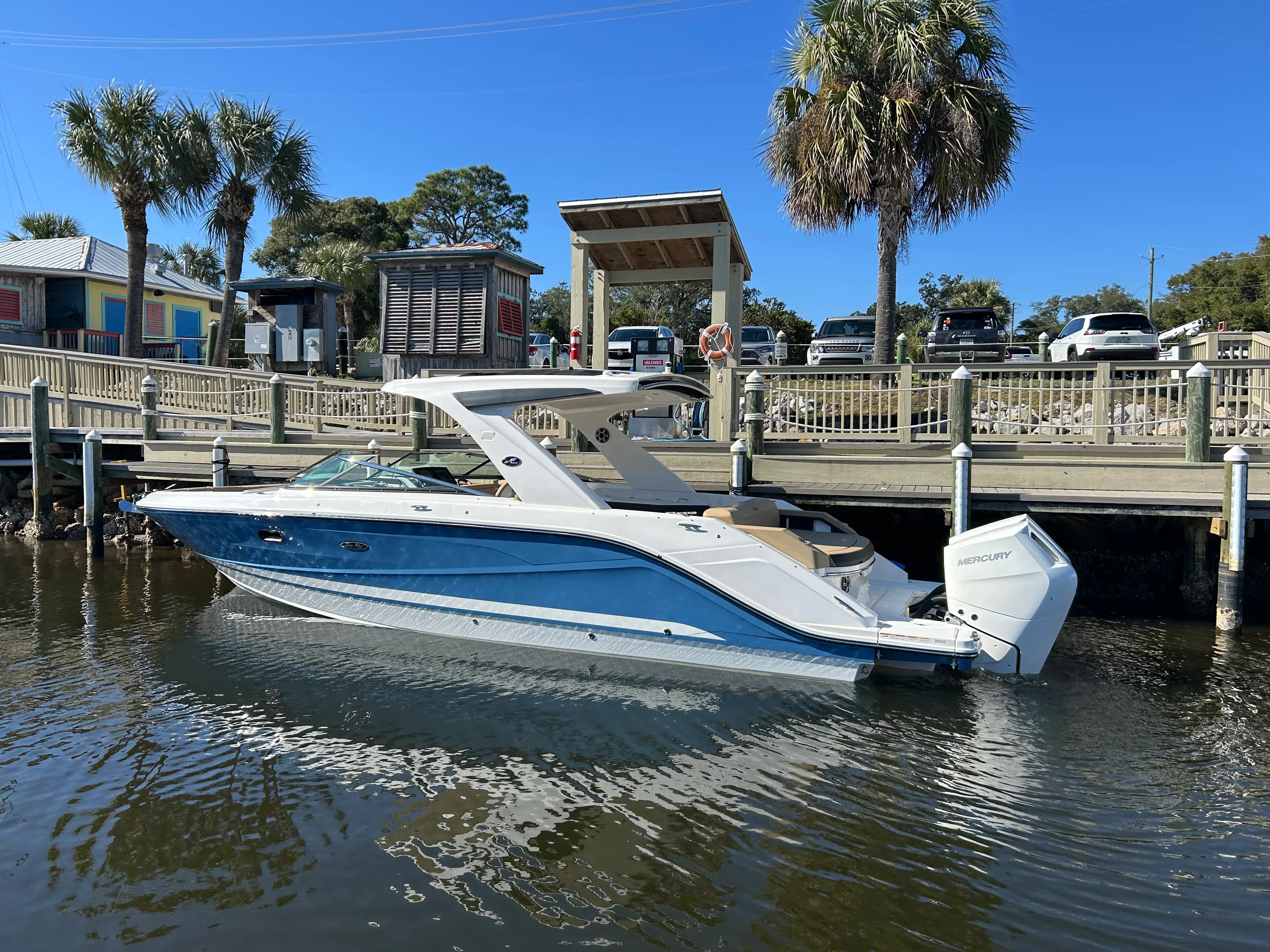 2026 Sea Ray SLX 310 Outboard Image Thumbnail #6