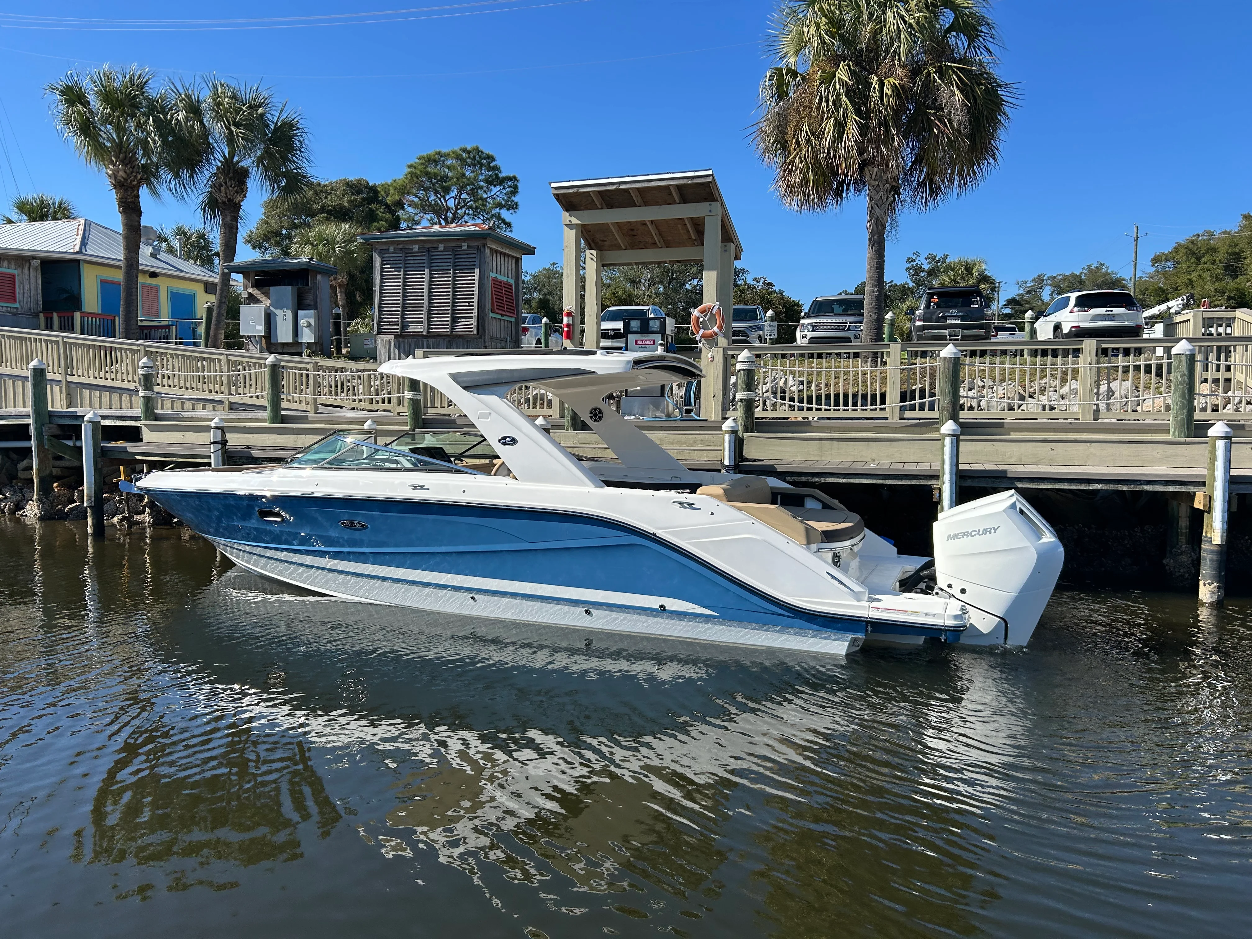 2026 Sea Ray SLX 310 Outboard Image Thumbnail #5