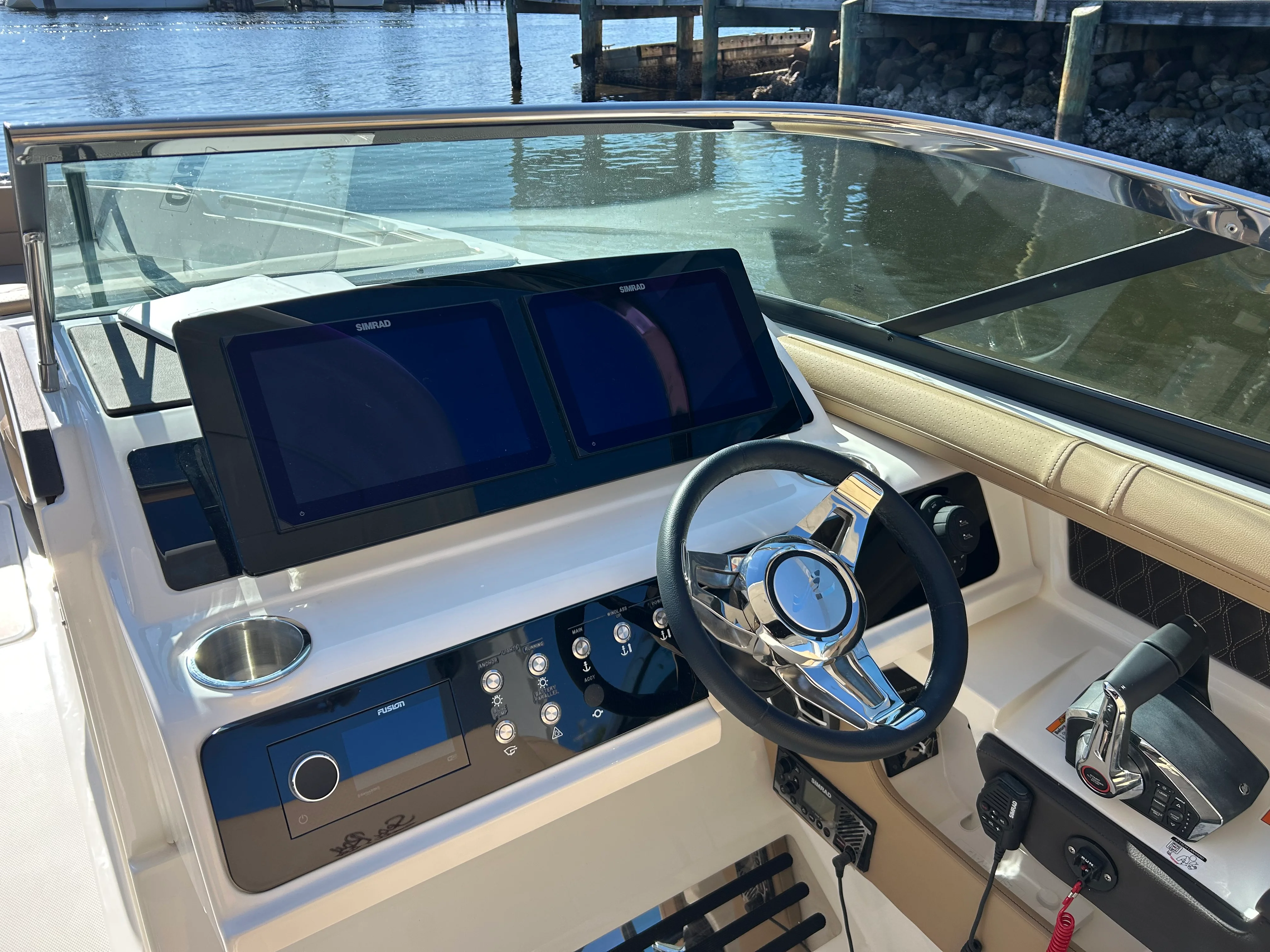 2026 Sea Ray SLX 310 Outboard Image Thumbnail #23