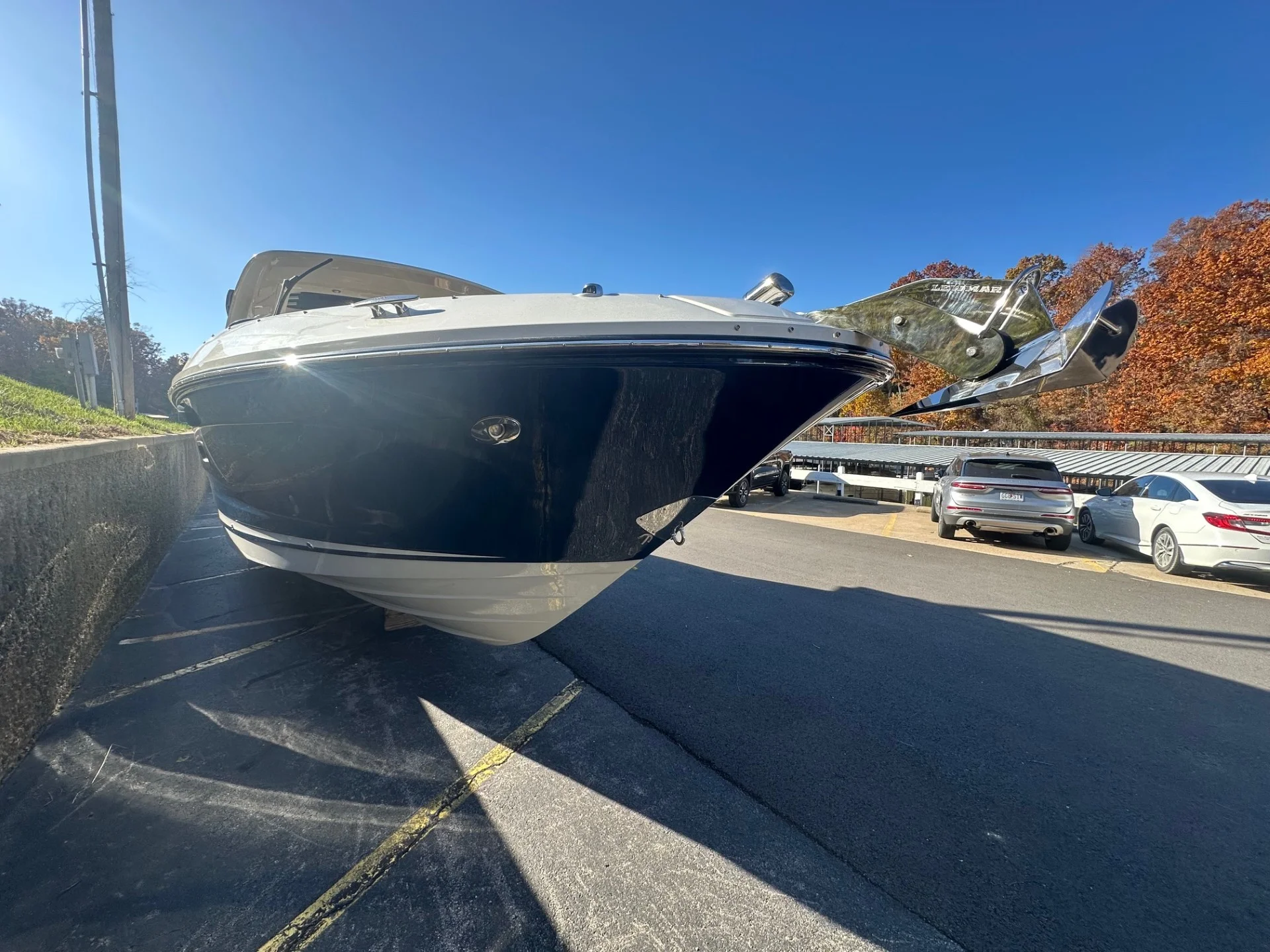 2026 Sea Ray SLX 350 Image Thumbnail #2