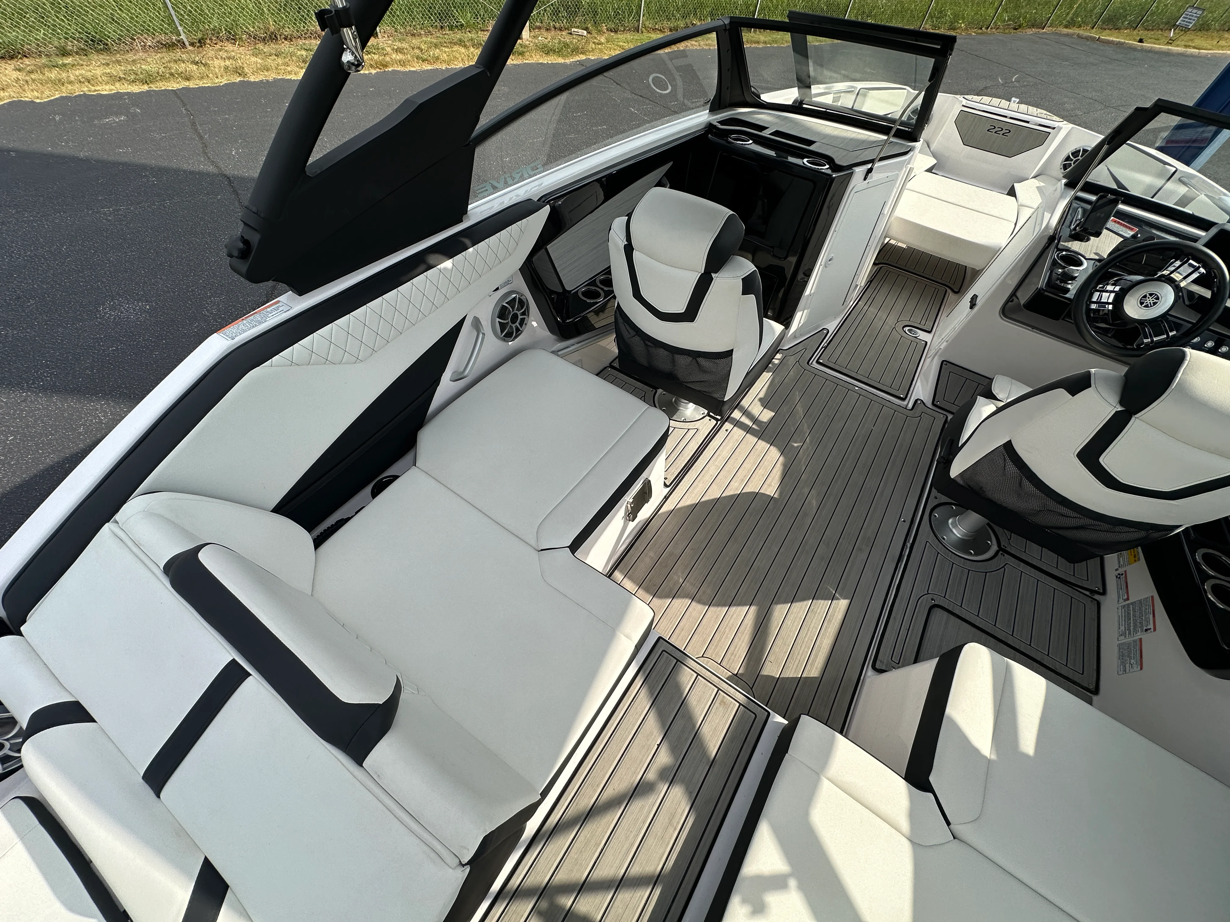 2024 Yamaha 222SD Image Thumbnail #7