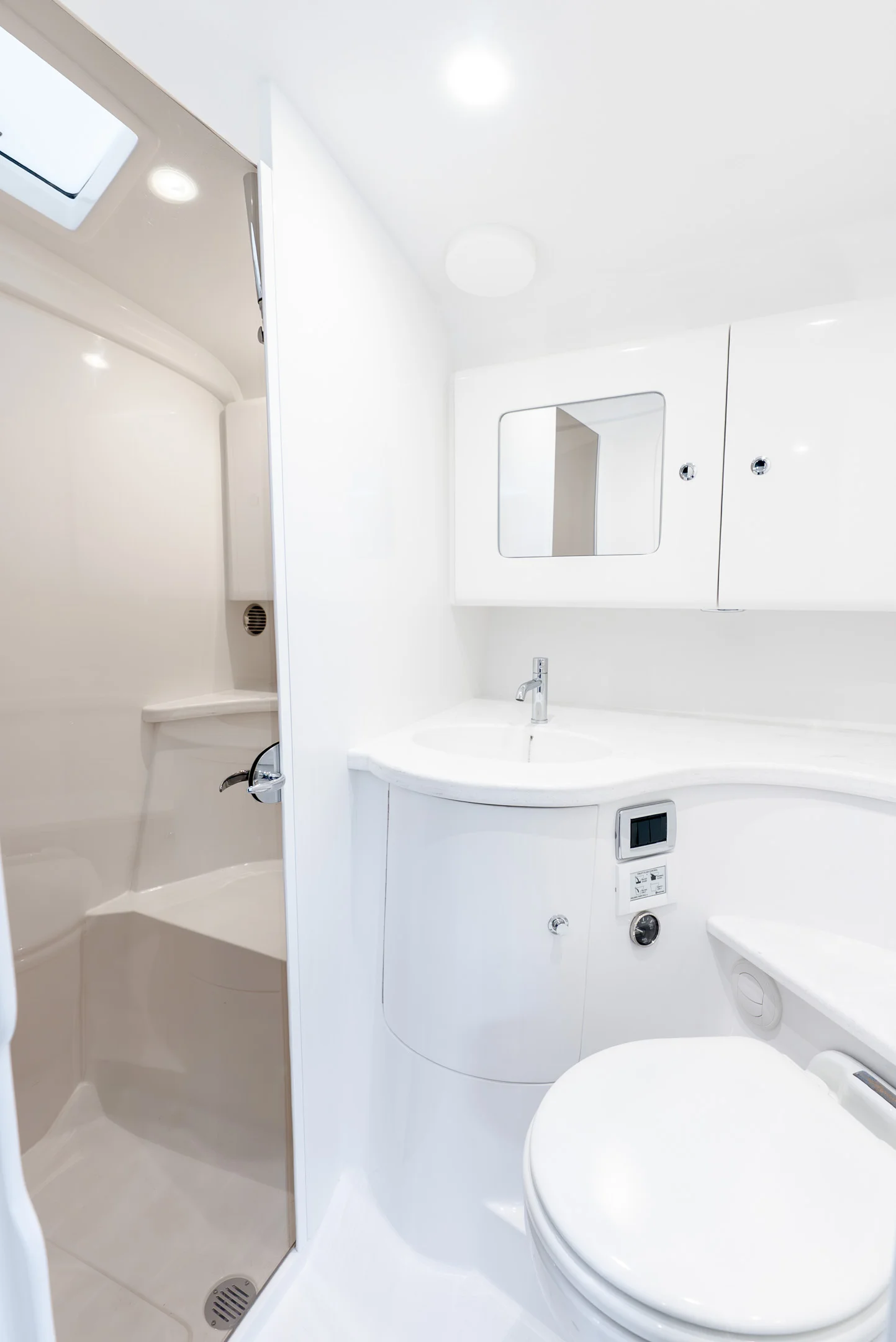 2026 Intrepid 41 Valor Image Thumbnail #29