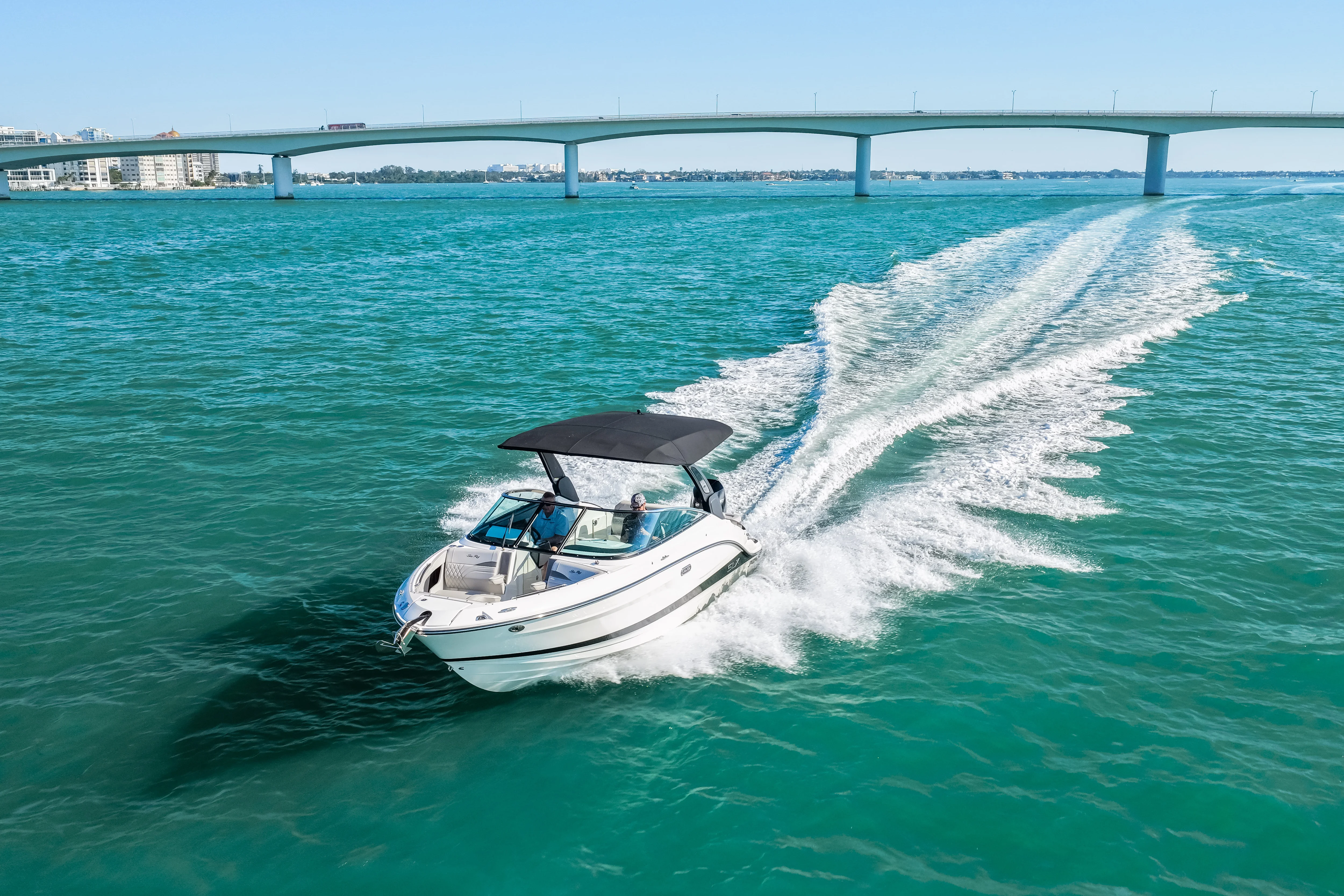 2026 Sea Ray SLX 260 Outboard Image Thumbnail #14