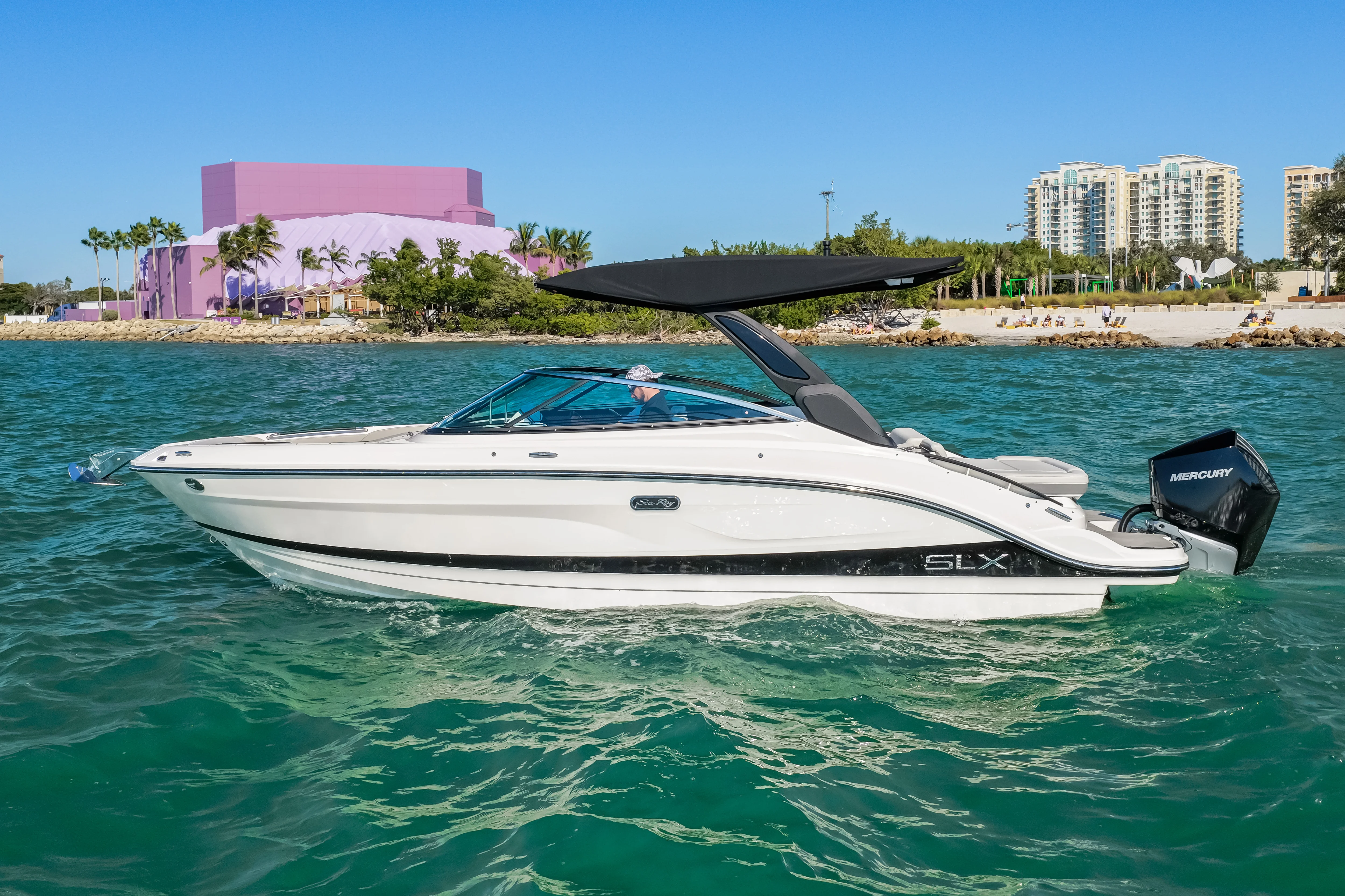 2026 Sea Ray SLX 260 Outboard Image Thumbnail #6