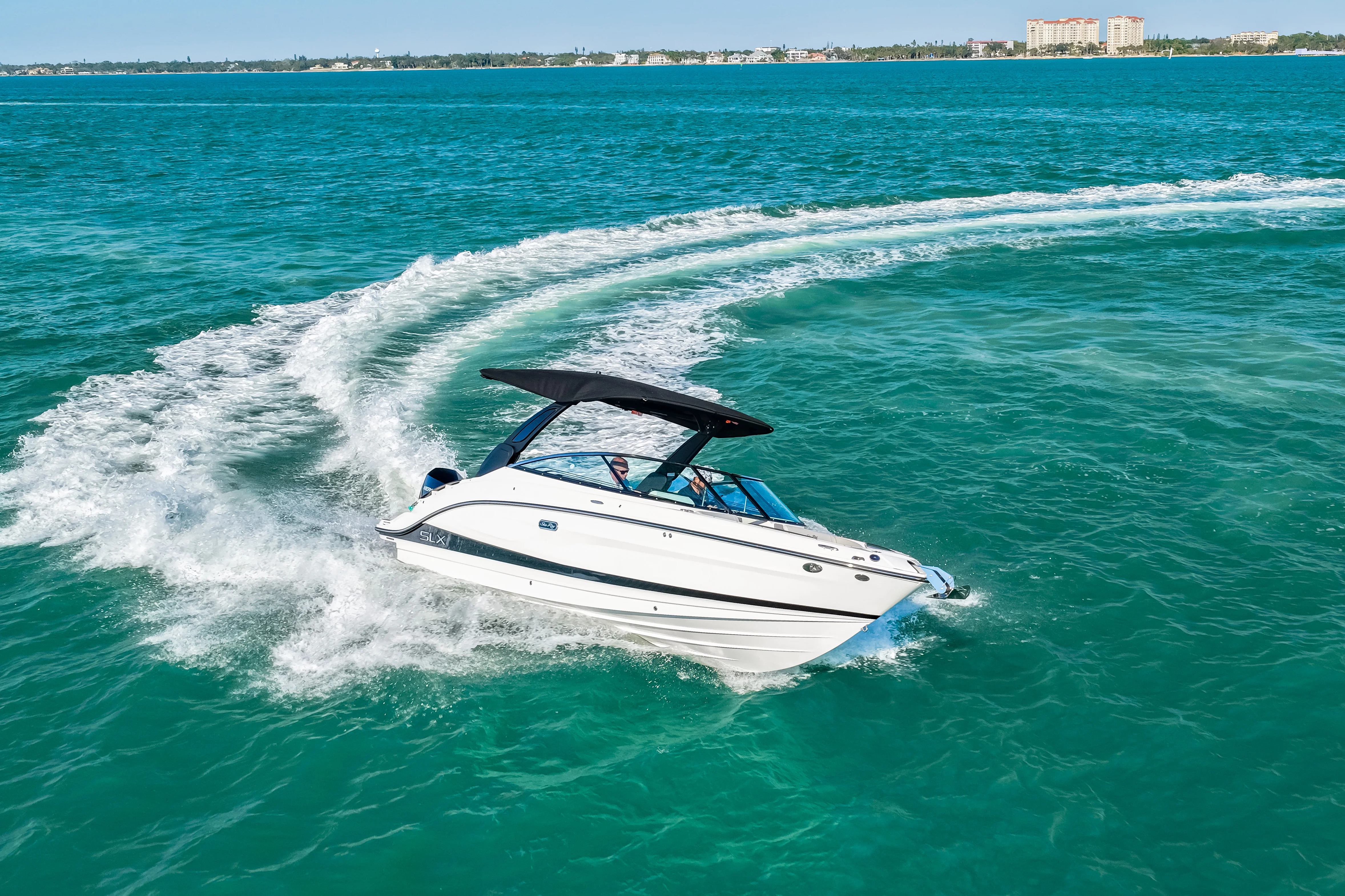 2026 Sea Ray SLX 260 Outboard Image Thumbnail #17