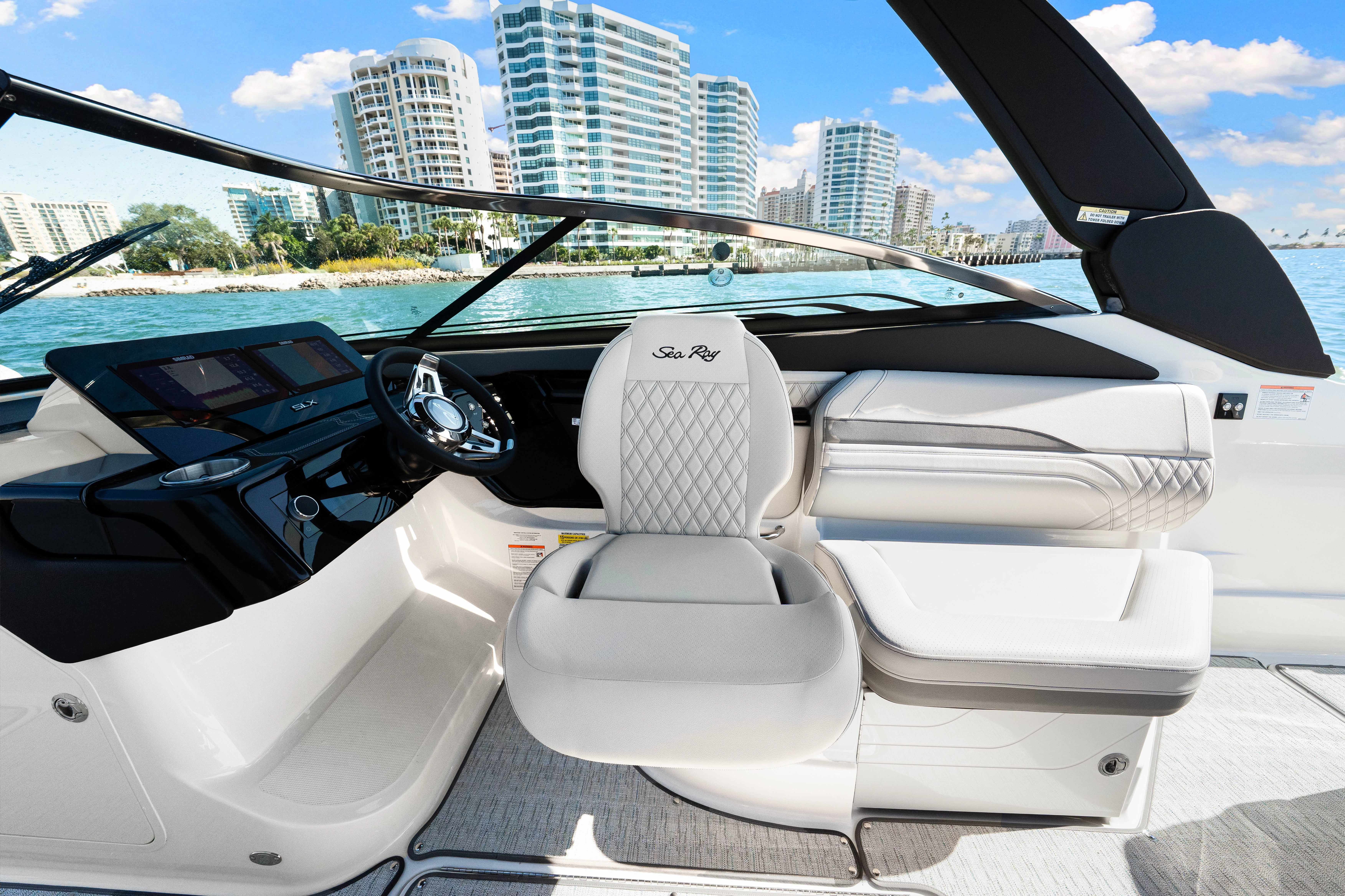 2026 Sea Ray SLX 260 Outboard Image Thumbnail #34