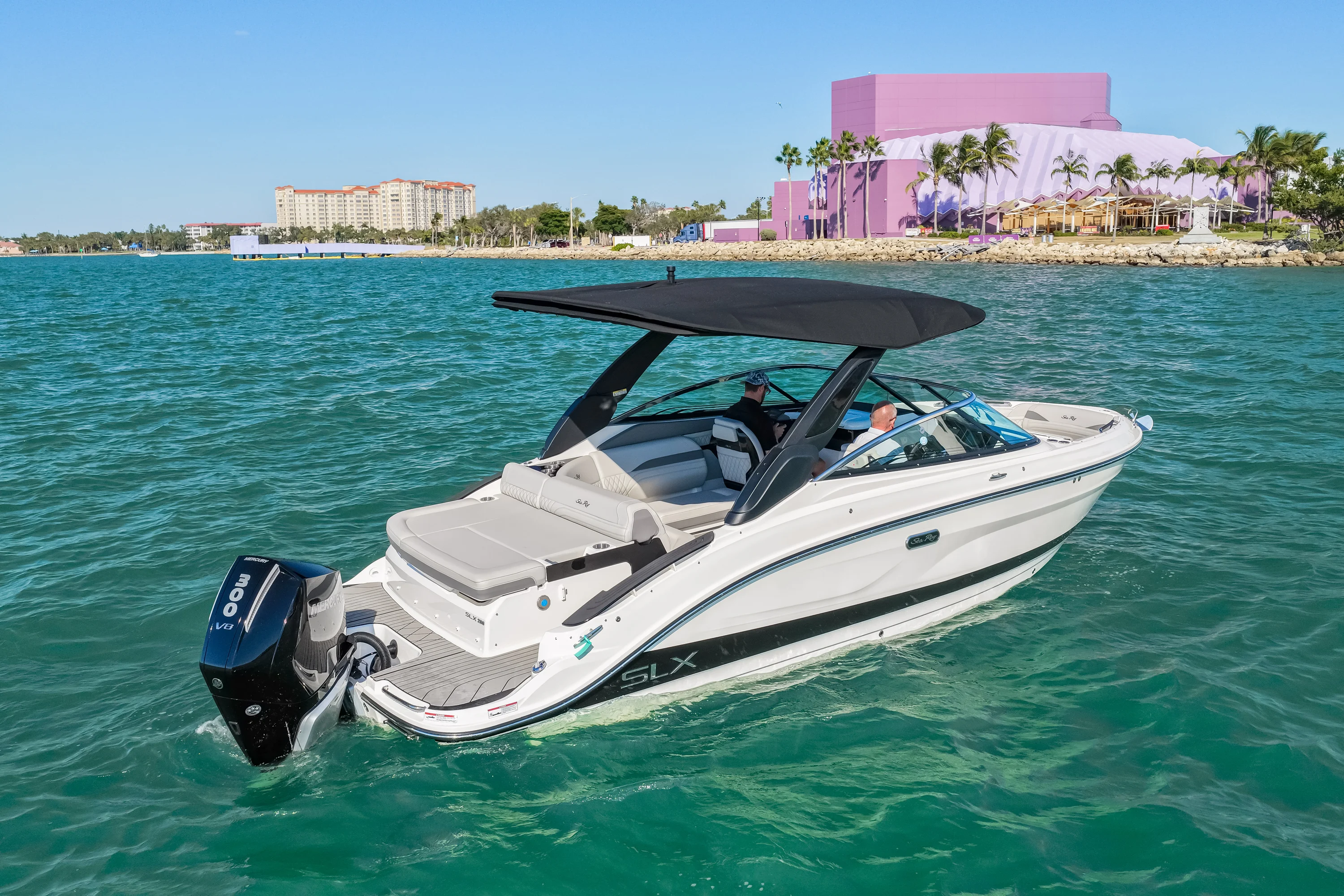 2026 Sea Ray SLX 260 Outboard Image Thumbnail #9