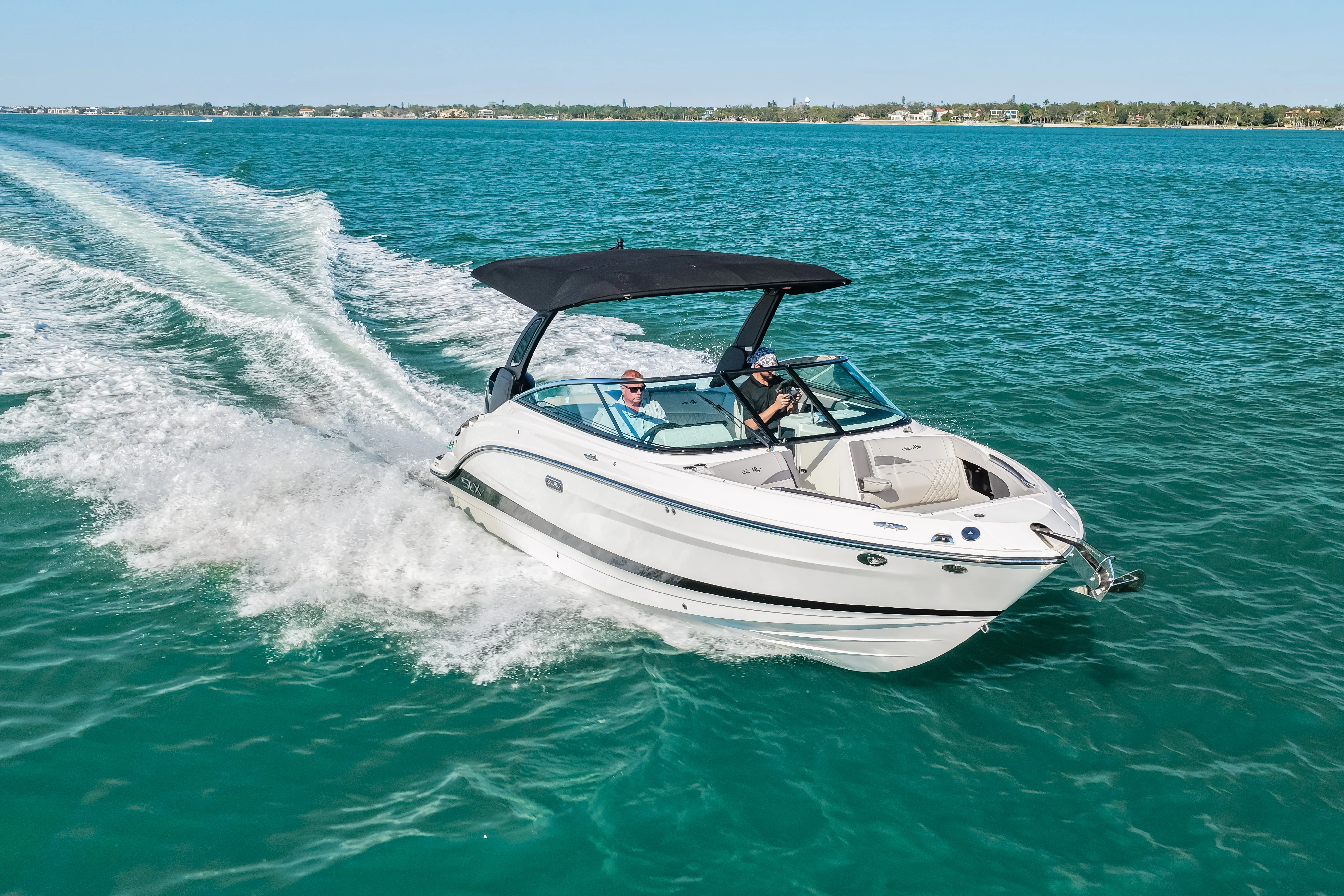 2026 Sea Ray SLX 260 Outboard Image Thumbnail #16