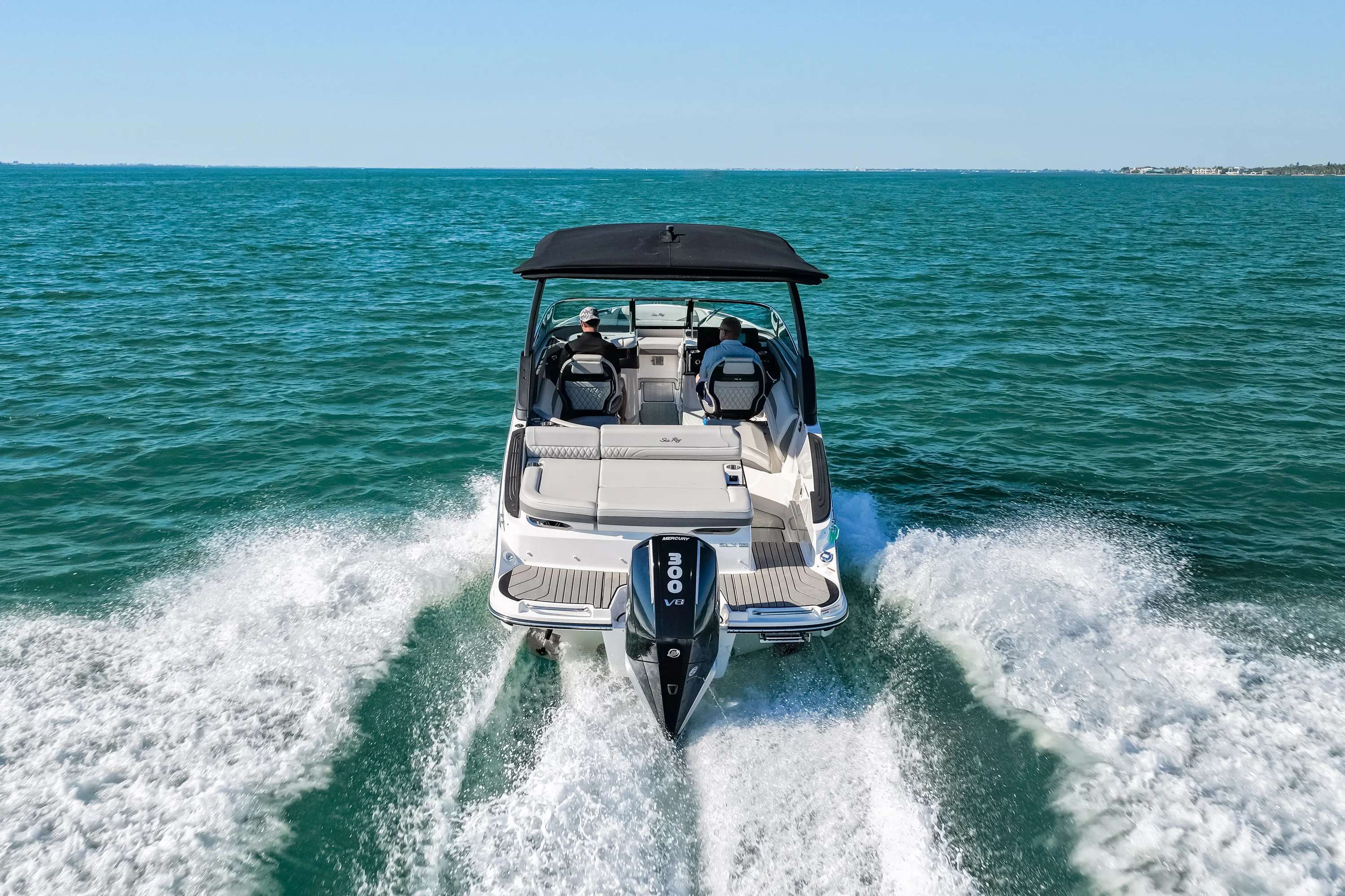 2026 Sea Ray SLX 260 Outboard Image Thumbnail #19