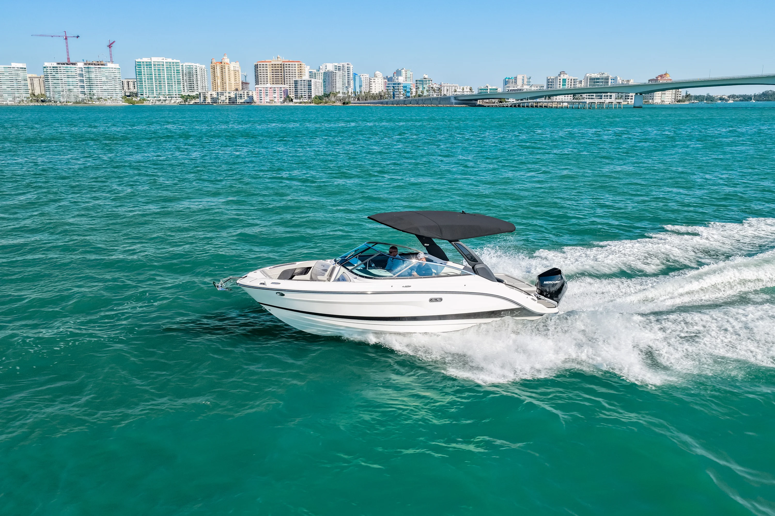 2026 Sea Ray SLX 260 Outboard Image Thumbnail #12