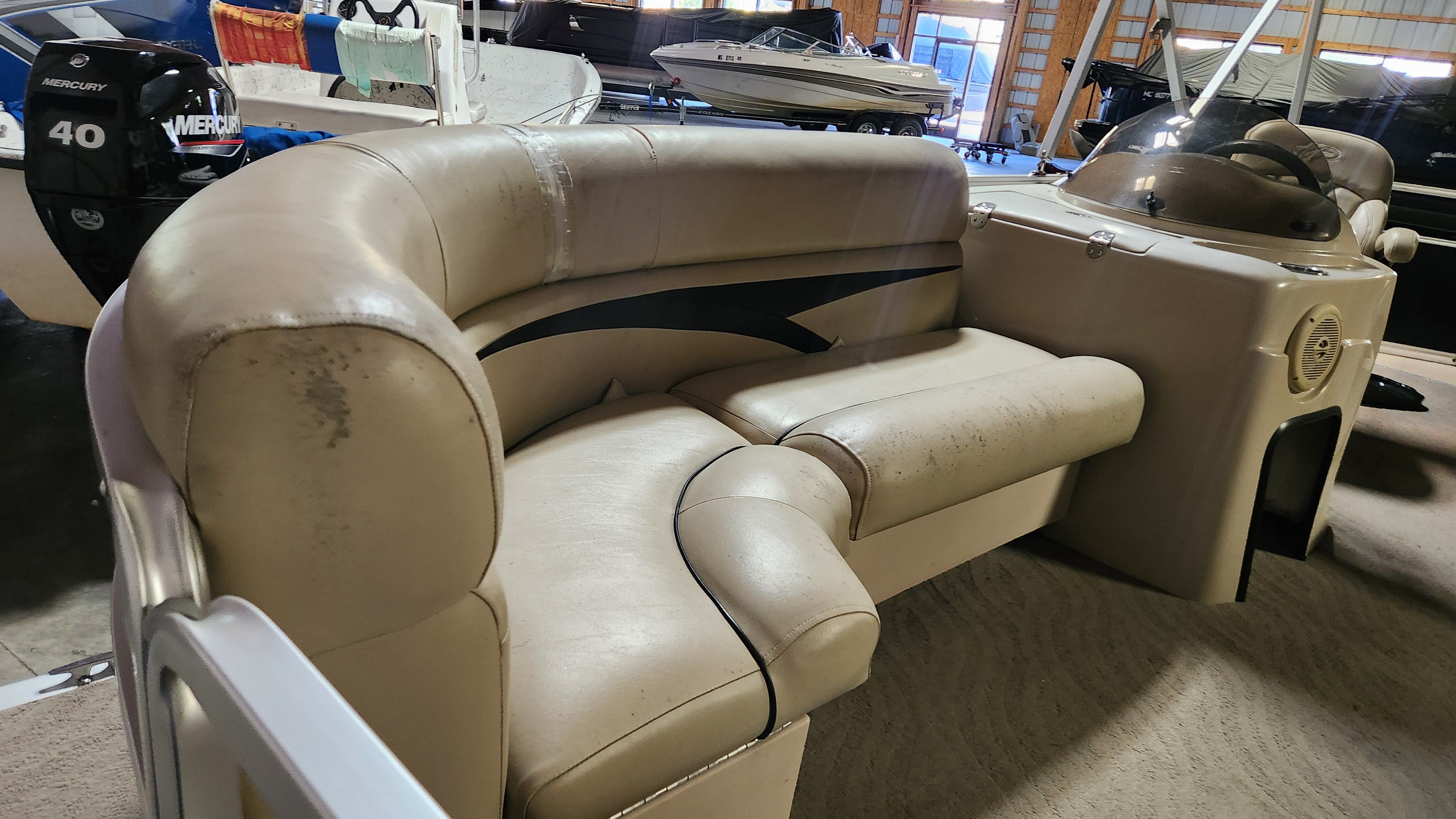 2011 Harris 200 CX Image Thumbnail #14