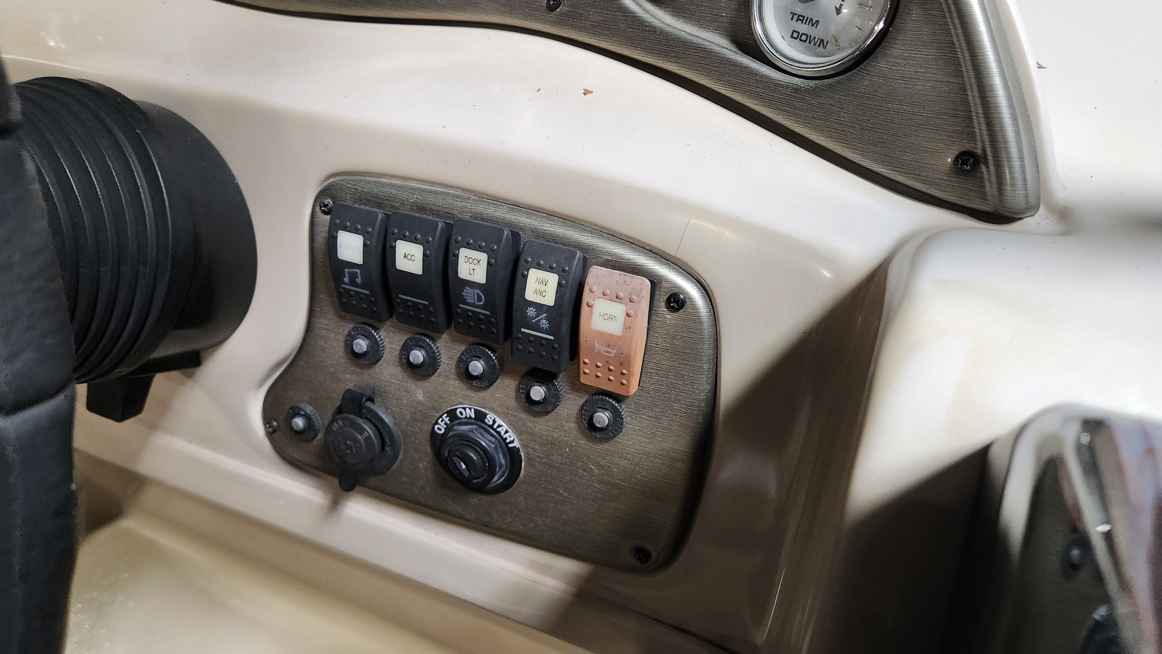 2011 Harris 200 CX Image Thumbnail #17