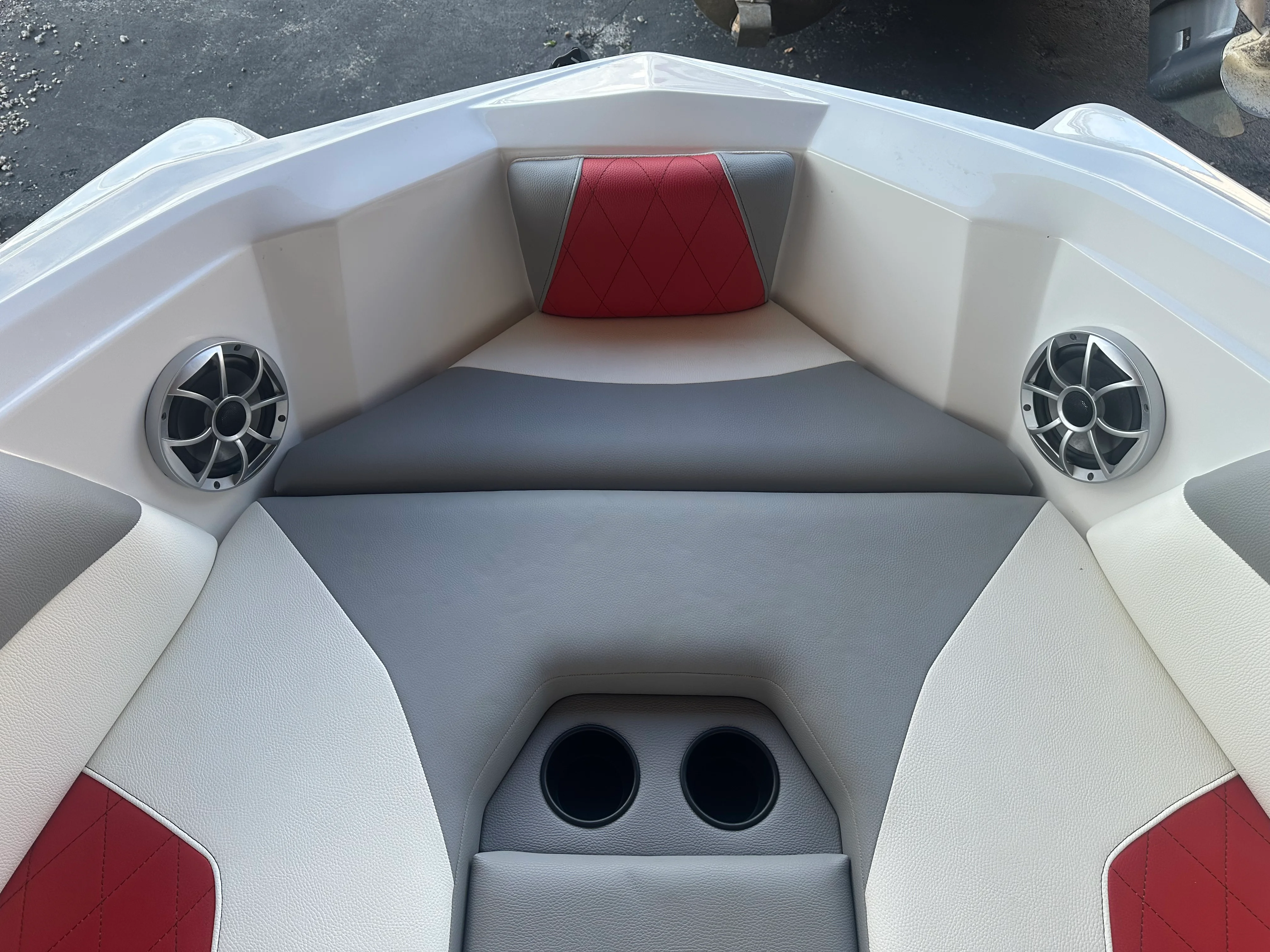 2019 Tige R 20 Image Thumbnail #3