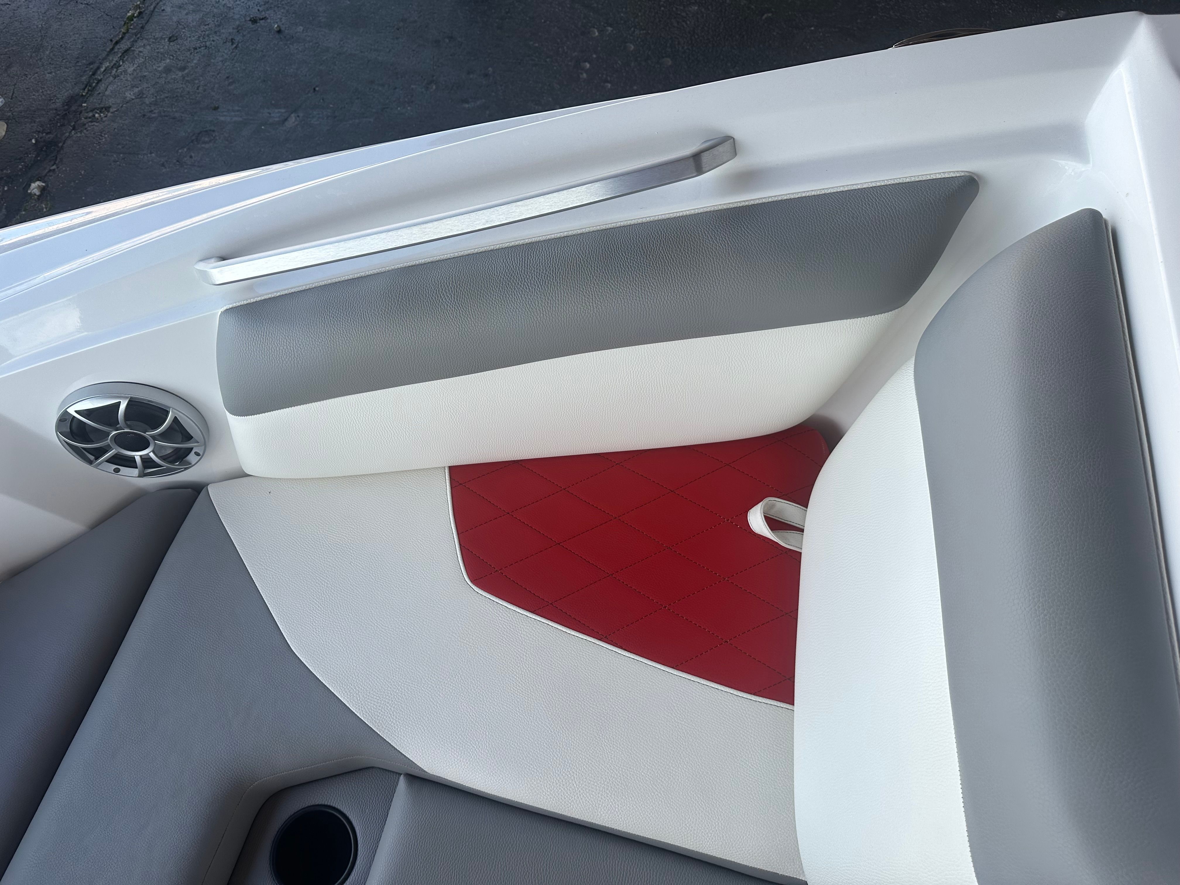 2019 Tige R 20 Image Thumbnail #2