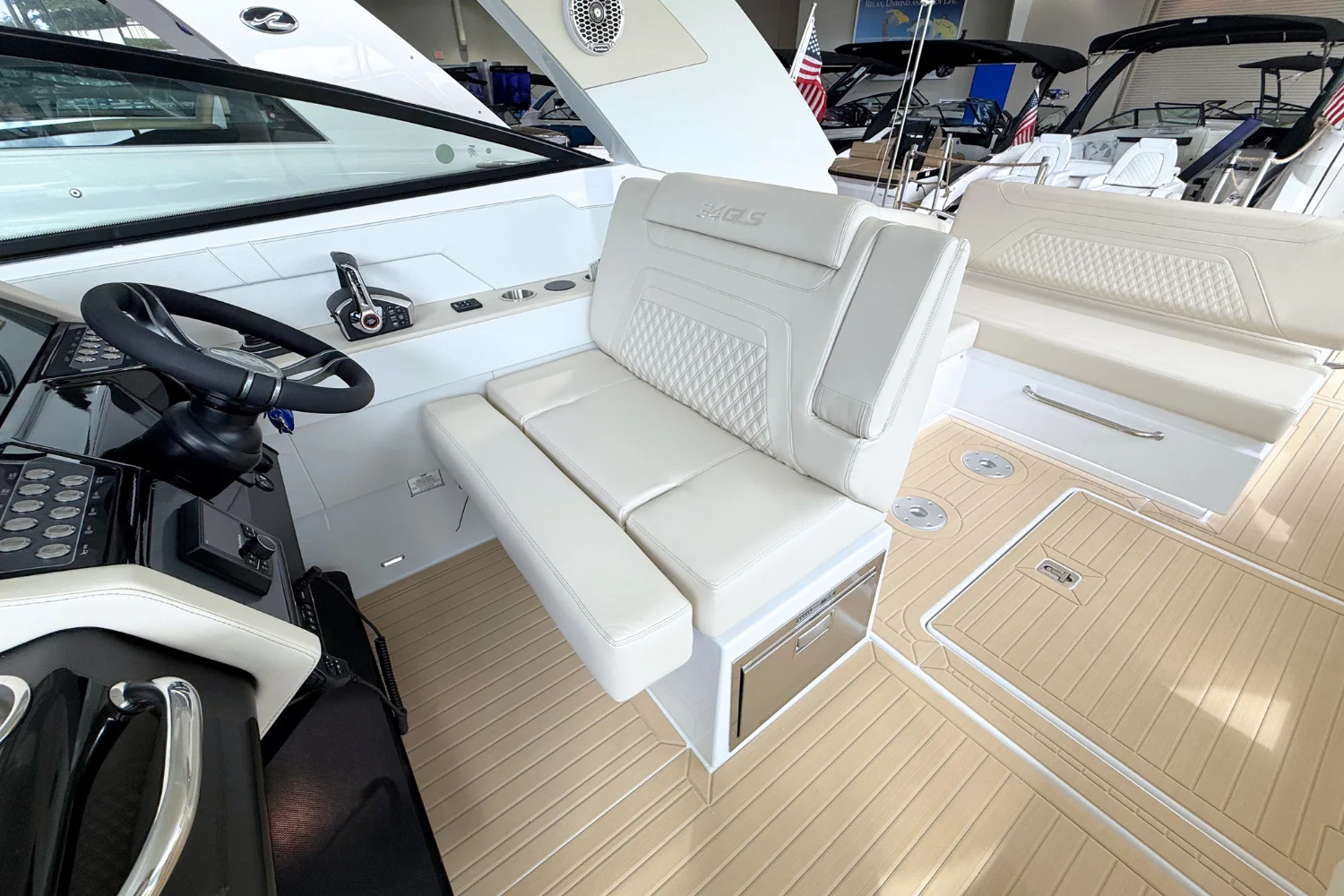 2026 Cruisers Yachts 34 GLS Image Thumbnail #25