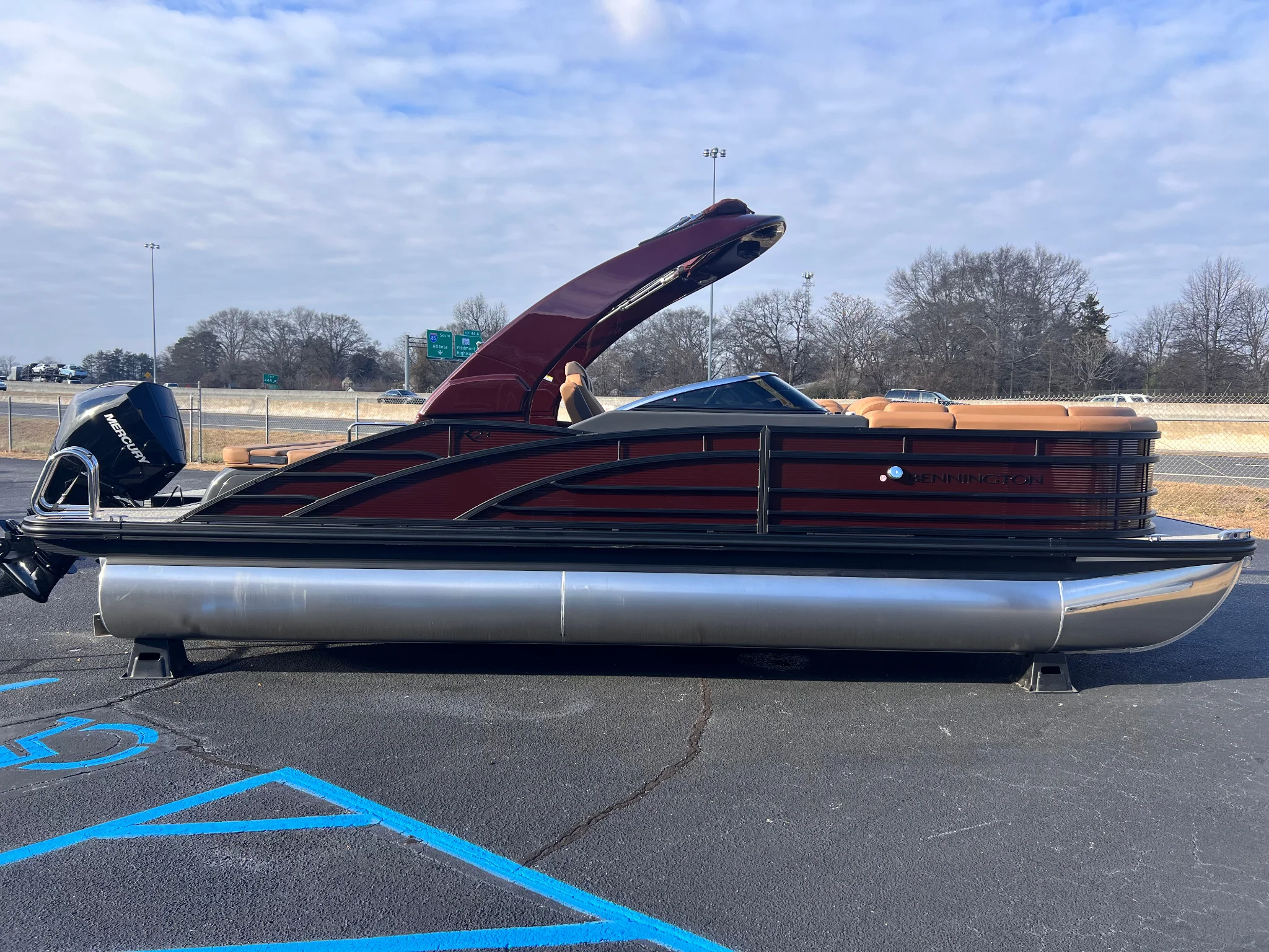 2026 Bennington 23R Image Thumbnail #2