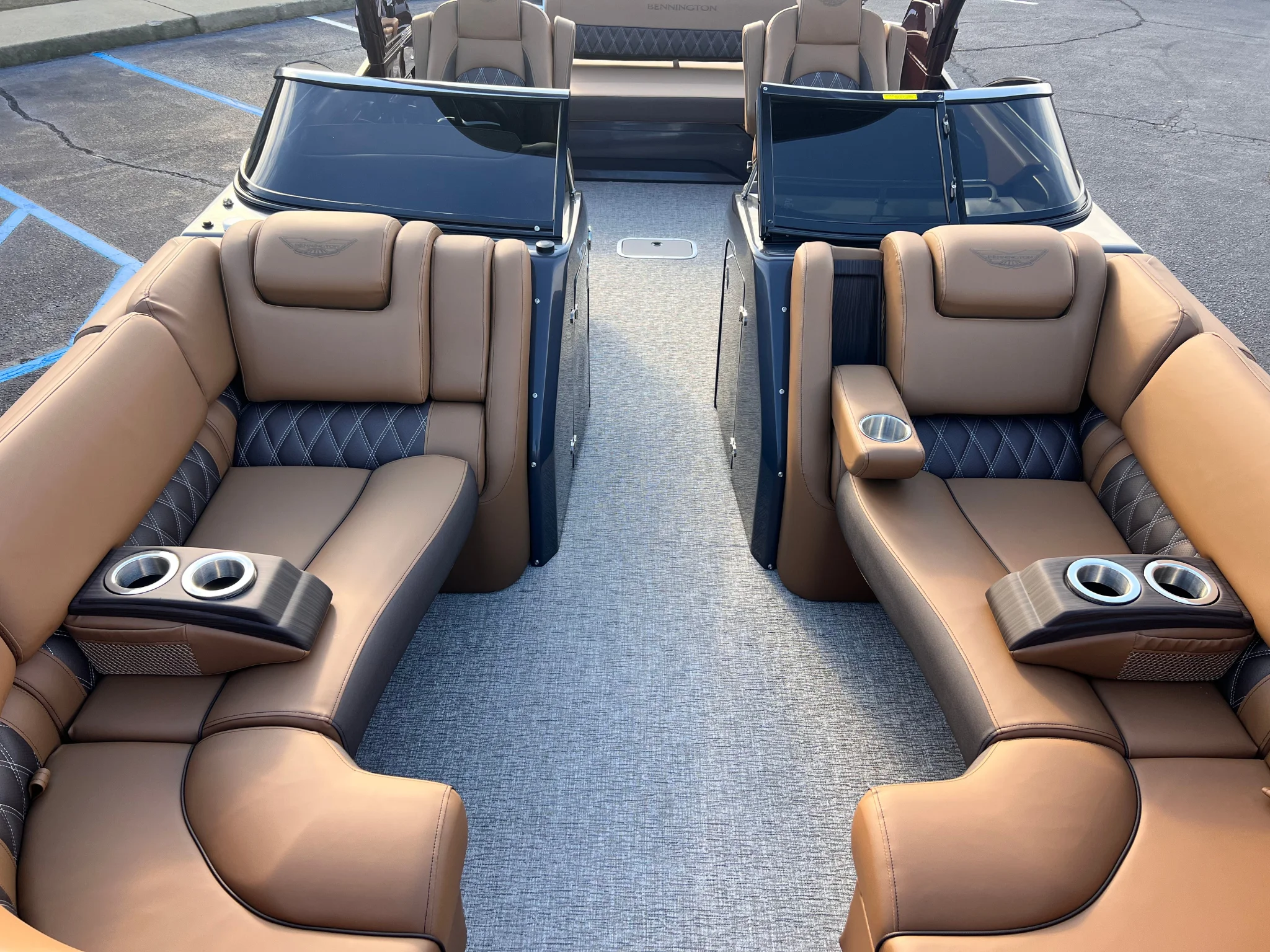 2026 Bennington 23R Image Thumbnail #11