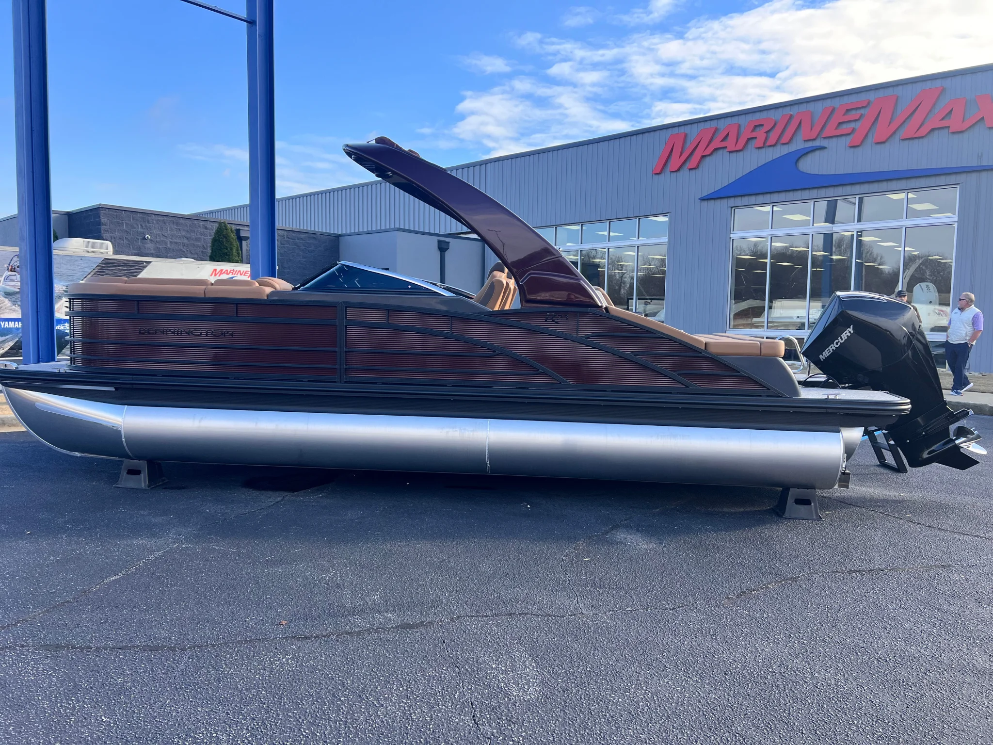 2026 Bennington 23R Image Thumbnail #1