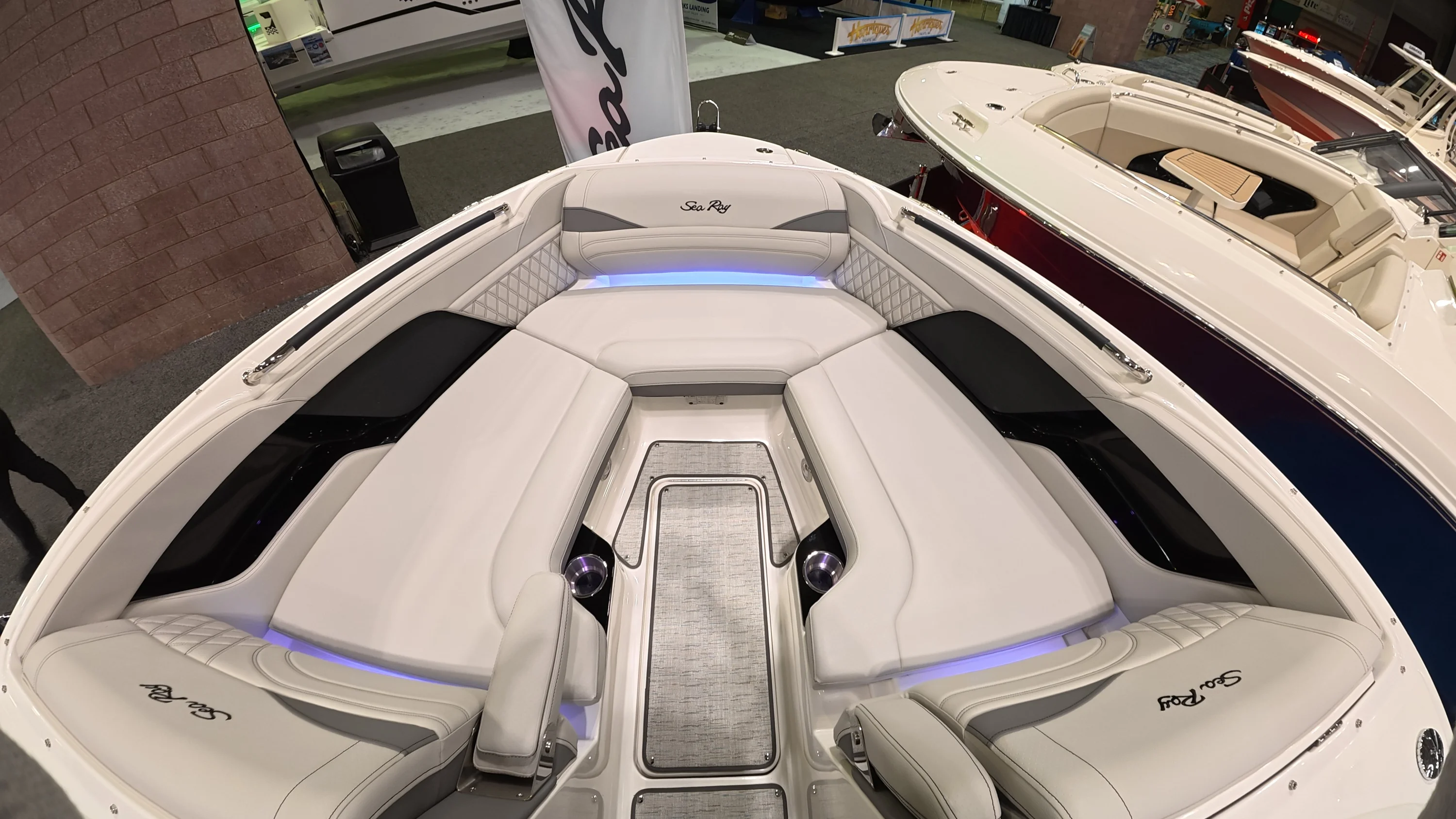 2026 Sea Ray SLX 280 Outboard Image Thumbnail #22